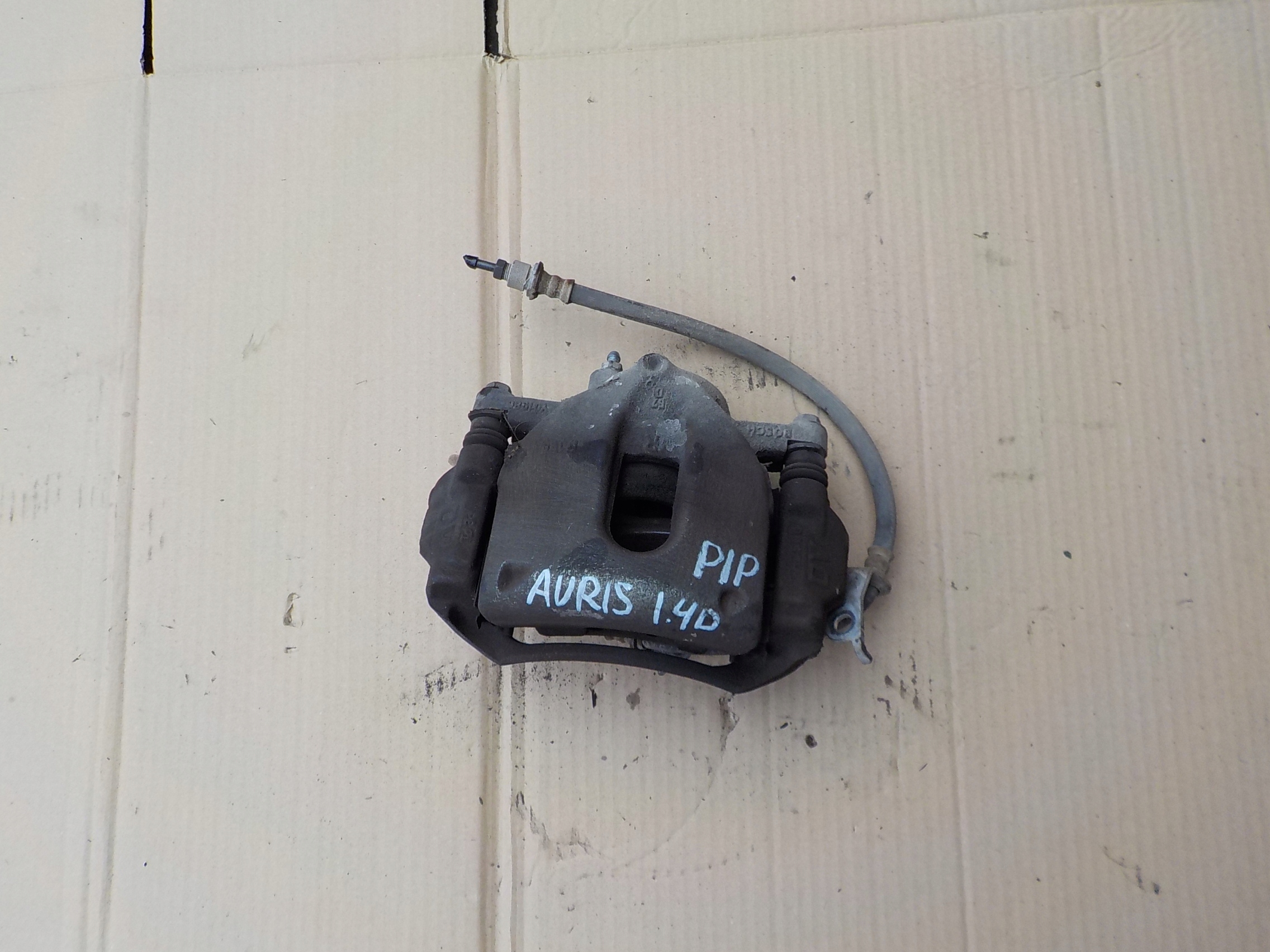 caliper brake right front toyota auris and 1,4 D4D 2009r