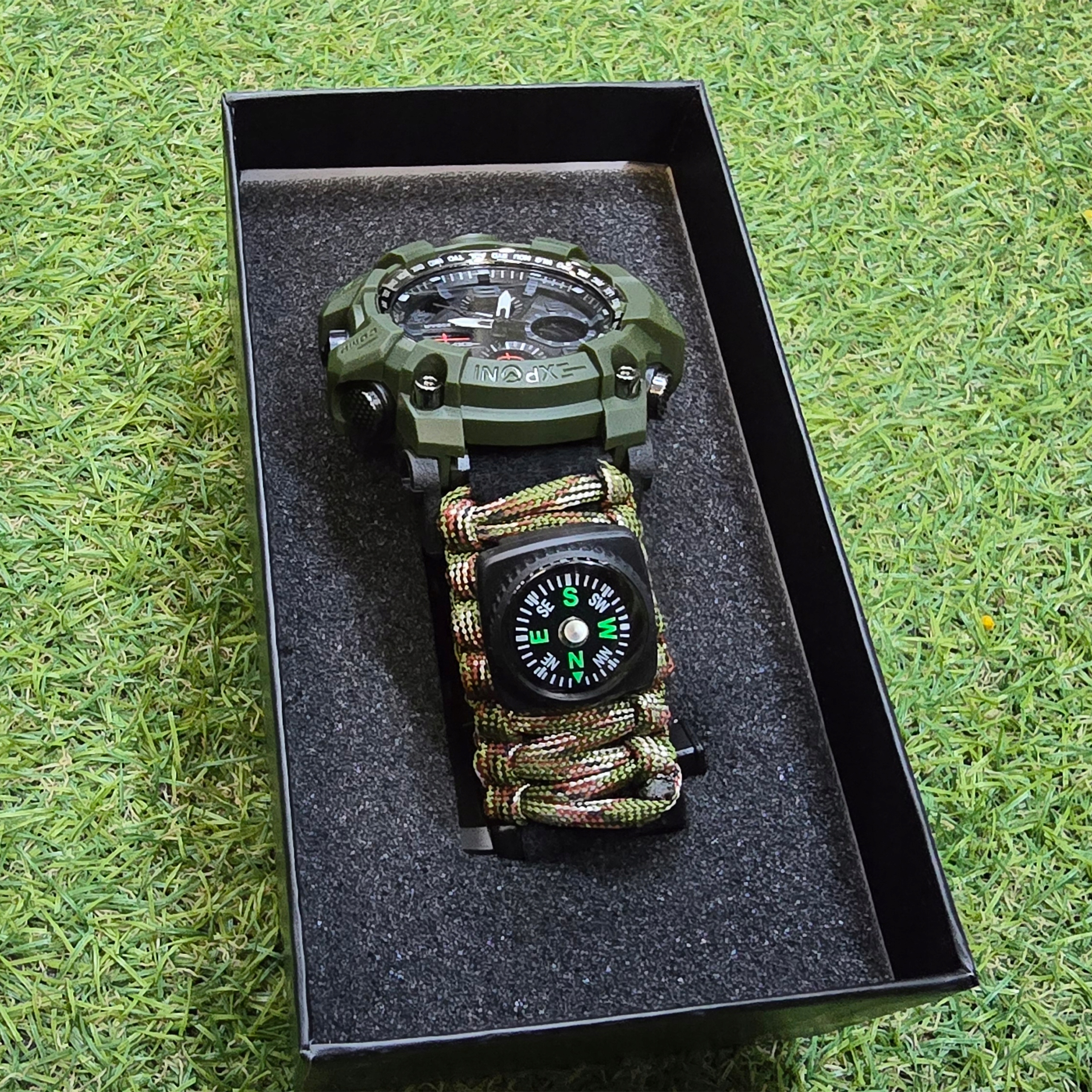 ZEGAREK SURVIVALOWY WOJSKOWY 8W1 NÓŻ KOMPAS KRZESIWO LED SOS LINA PARACORD Model TACTICAL