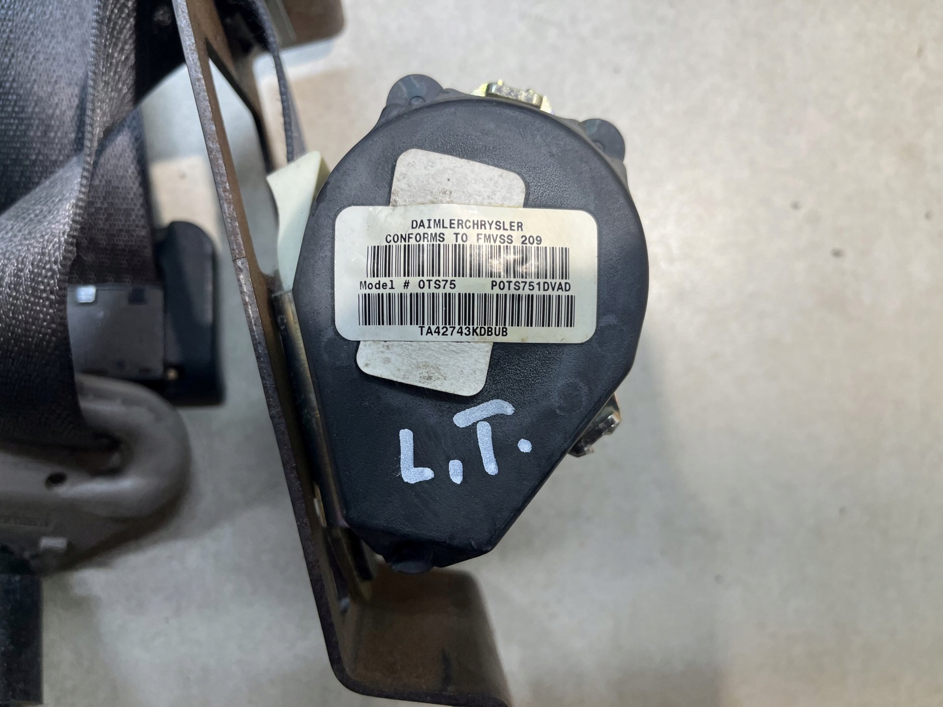 Gurten Sicherheits links heck PACIFICA 3.5 V6 P0TS751DVAD