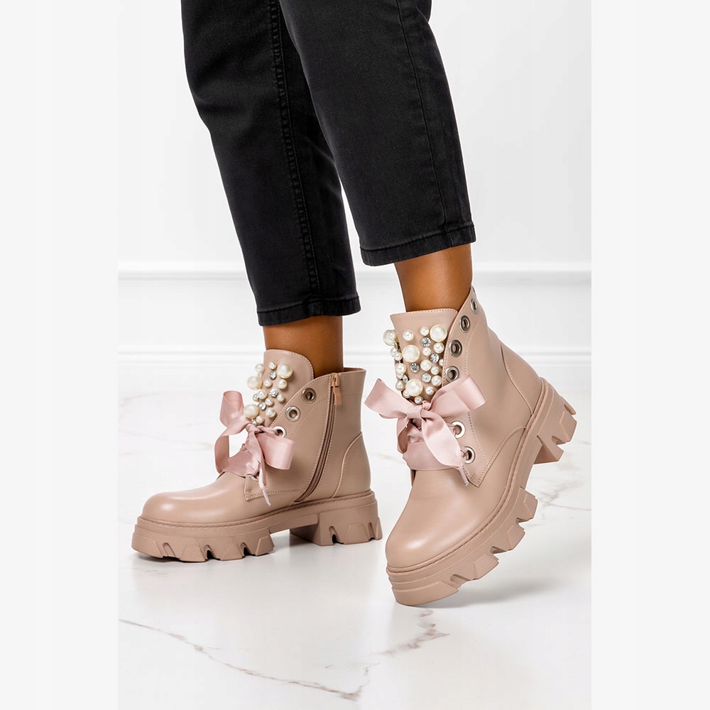 BOTKI DAMSKIE NA PLATFORMIE Z PEREŁKAMI WSTĄŻKA 40 Marka Casu