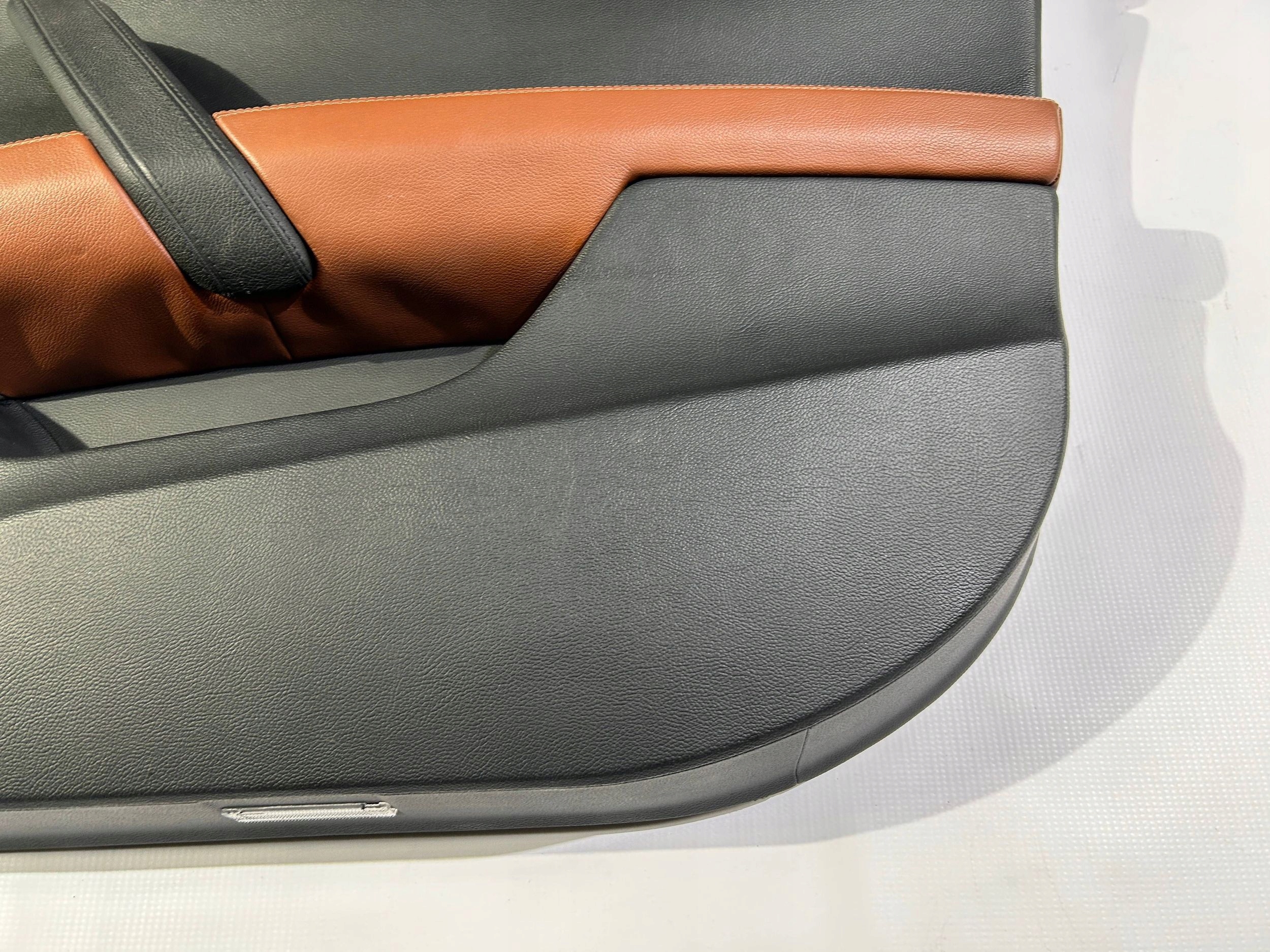 side upholstery door right front przednich Maserati Ghibli M157 2013