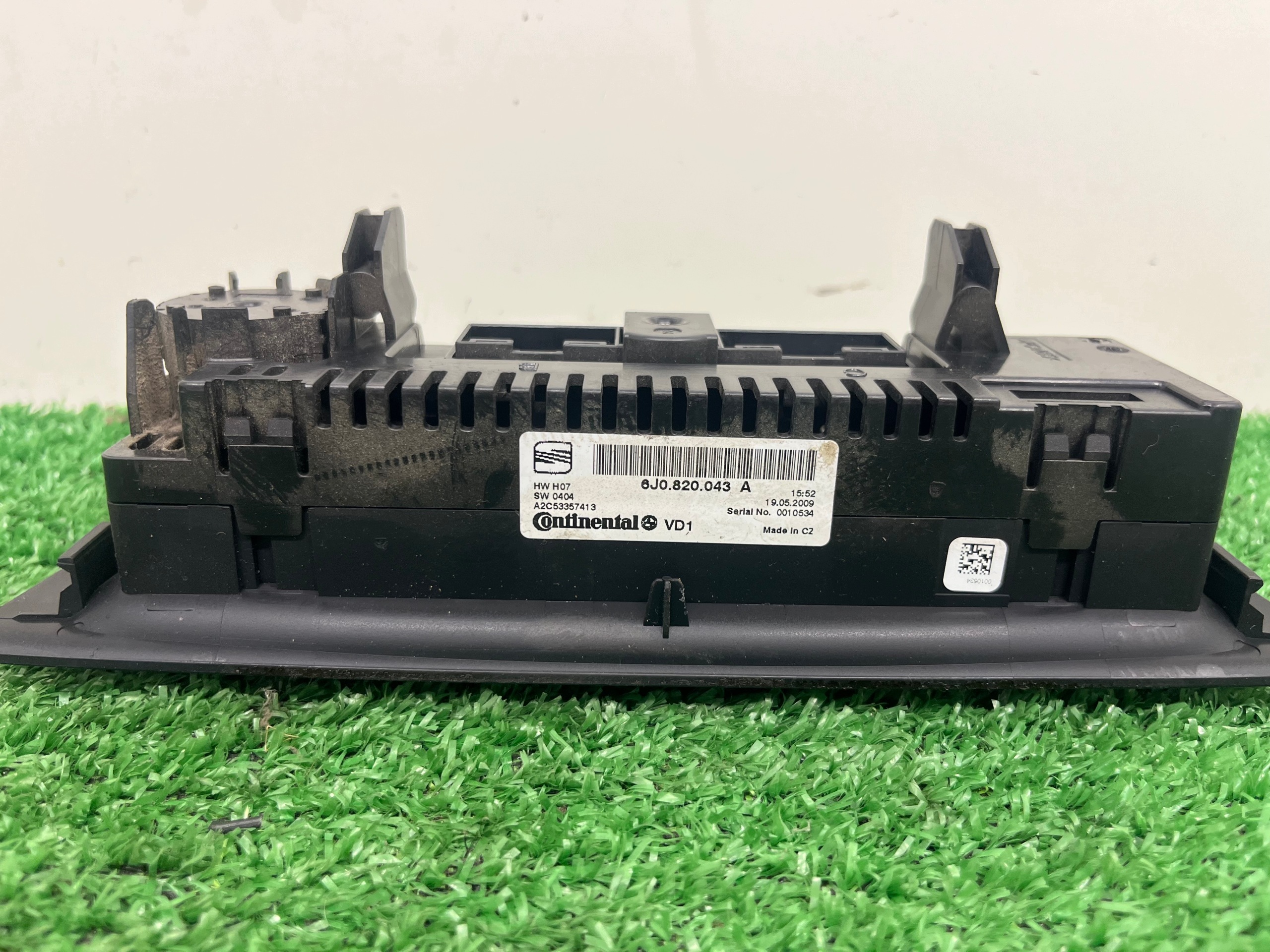 control panel air conditioning devices SEAT IBIZA 4 6K0820043A