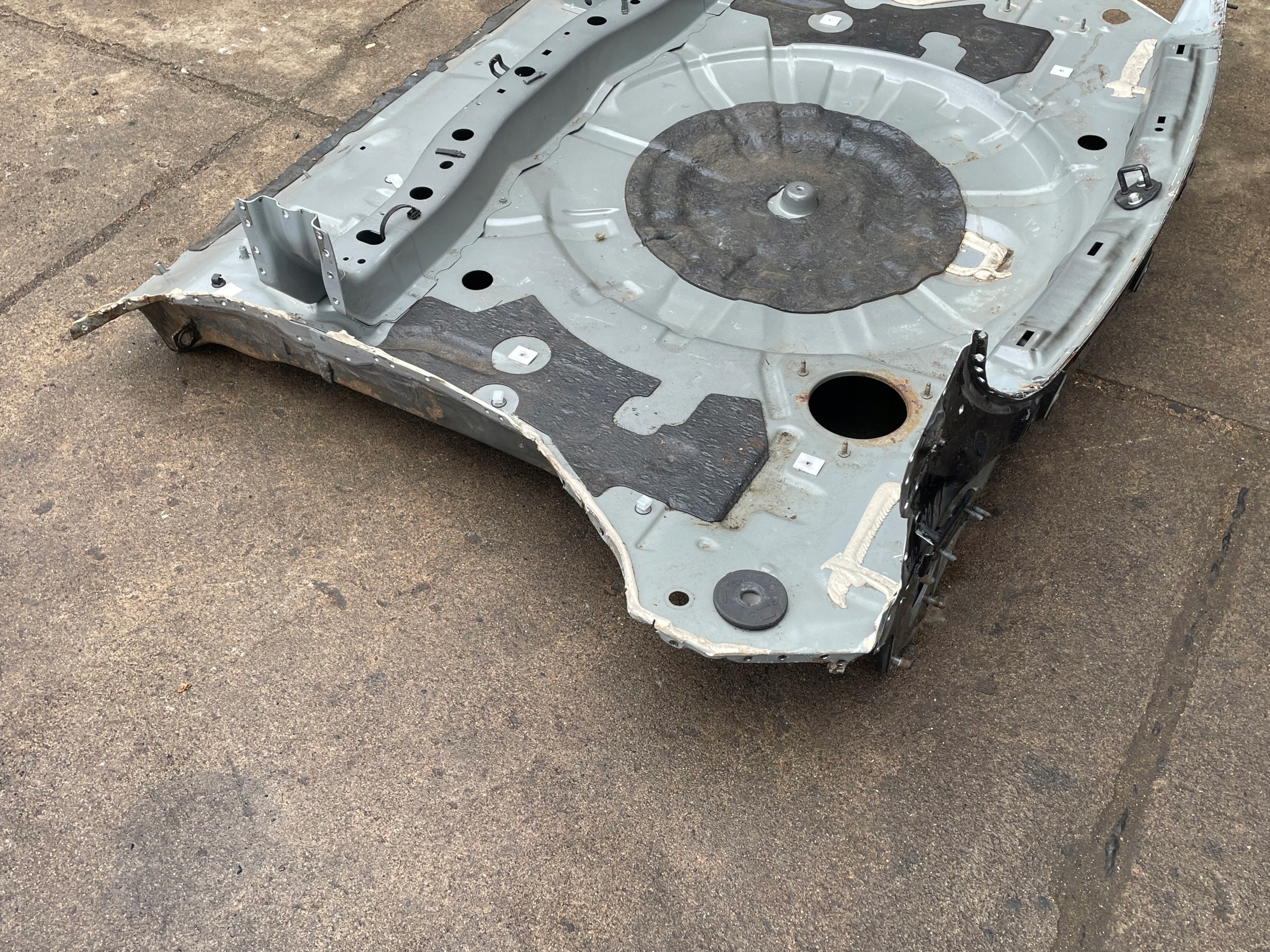 MAZDA CX7 PAS TYLNY WANNA PODŁUŻNICE Typ samochodu 4x4/SUV Samochody osobowe