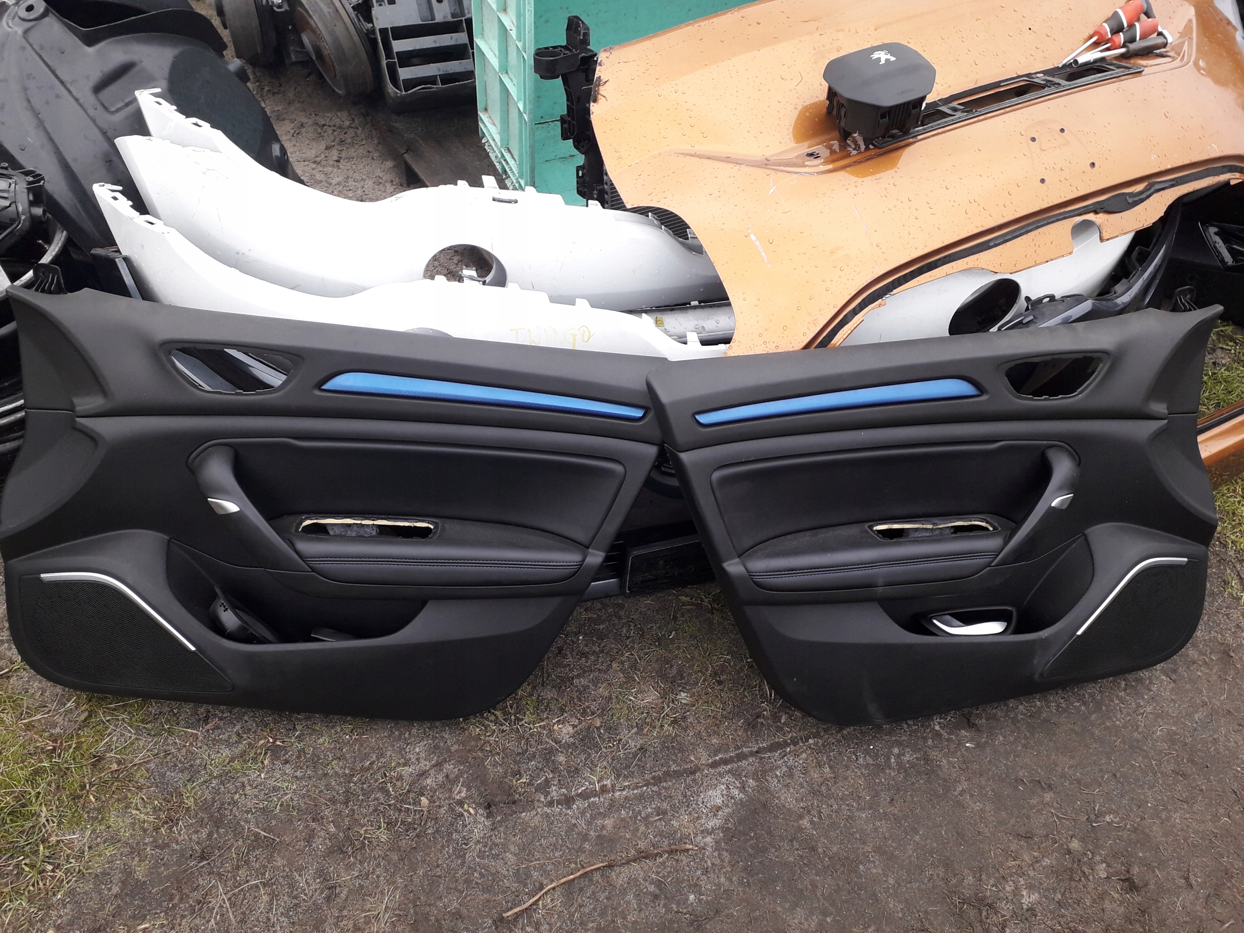 ОББИВКА БЕКОН ПЕРЕДНЯ MEGANE IV HB 5D GT LINE