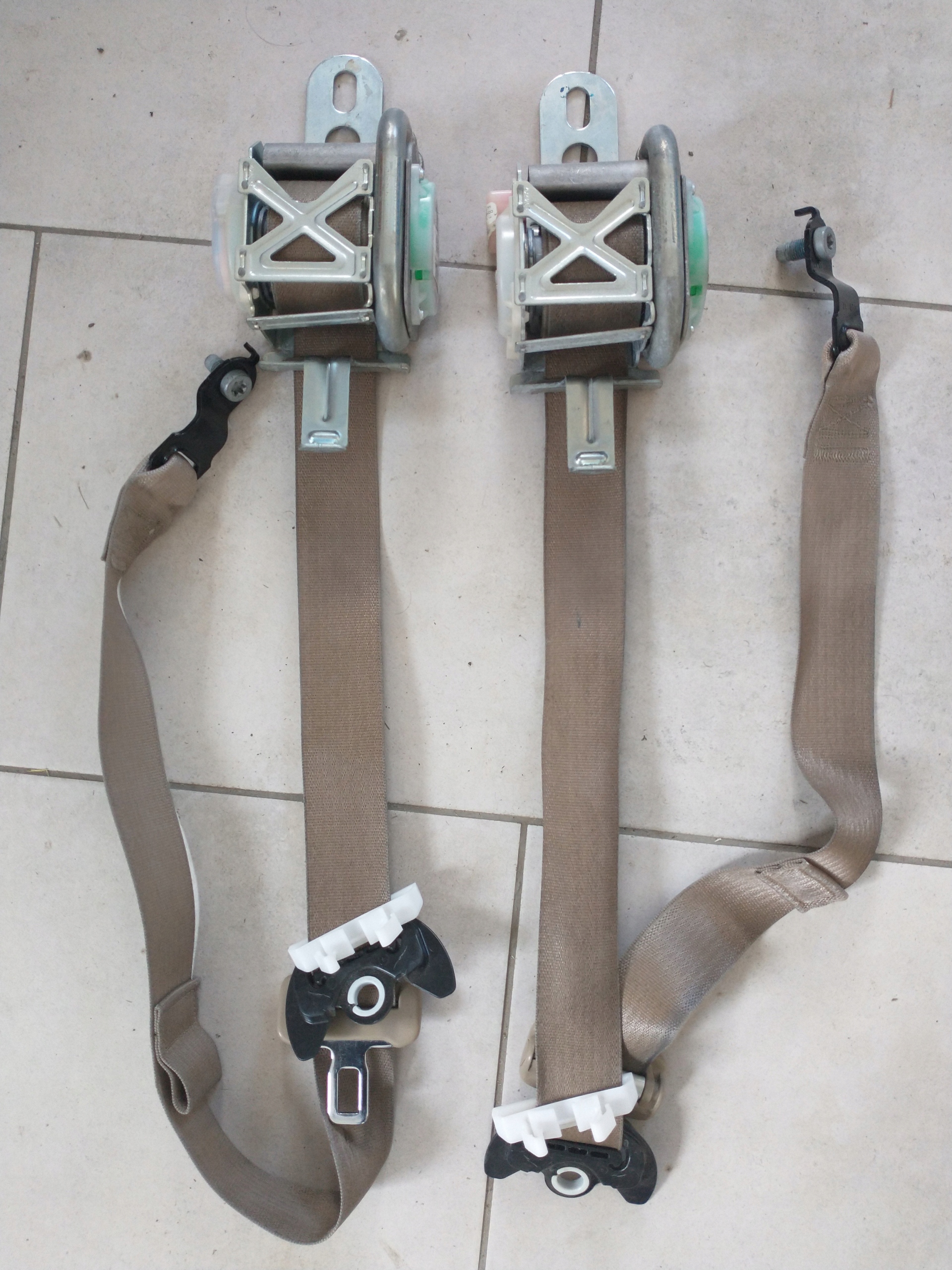 1VL071L1AE/1VL061L1AE - 2014 DODGE DURANGO РЕМНИ БЕЗОПАСНОСТИ