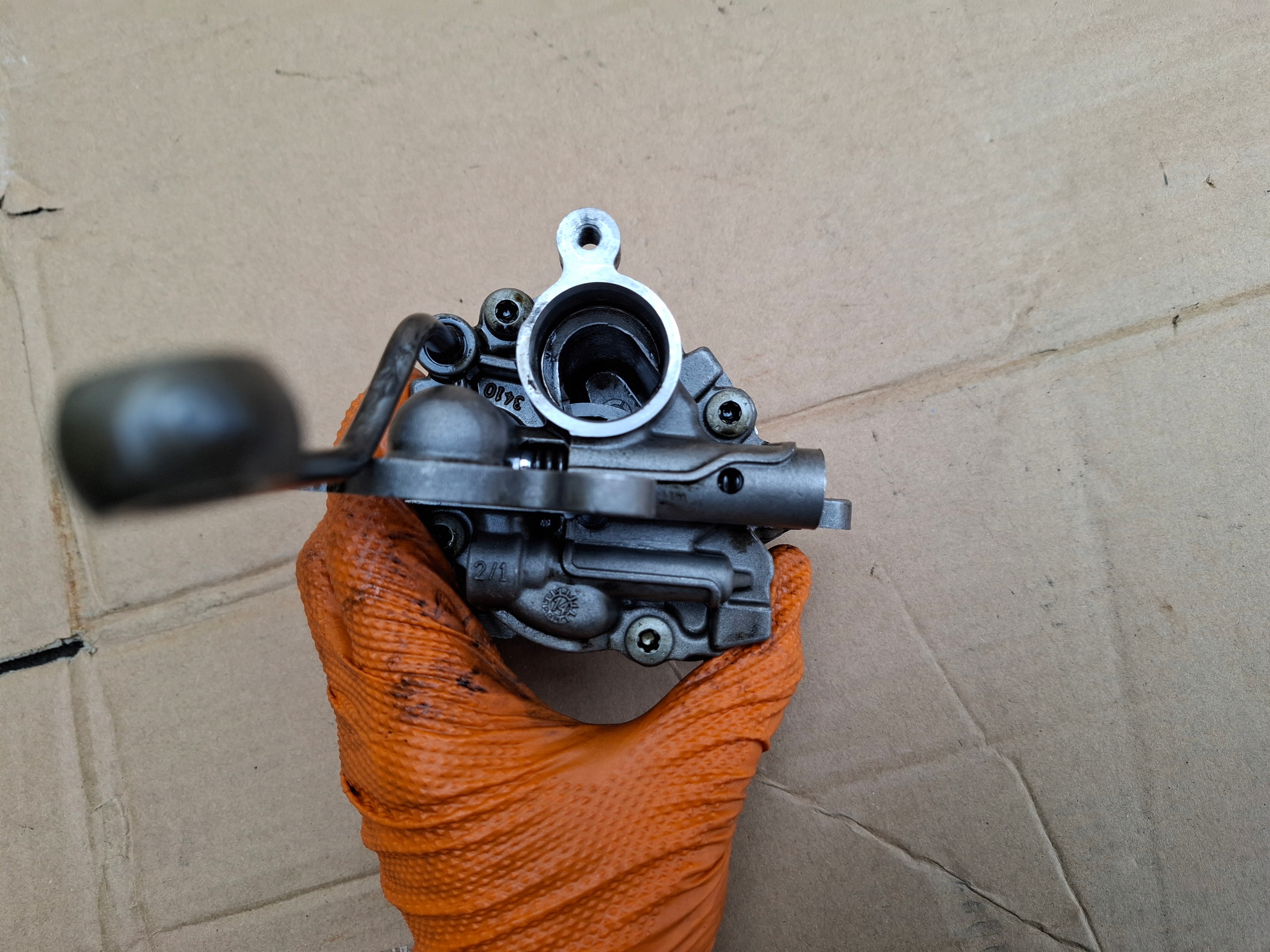 oil pump FORD TRANSIT CUSTOM 14r 2.2 TDCI