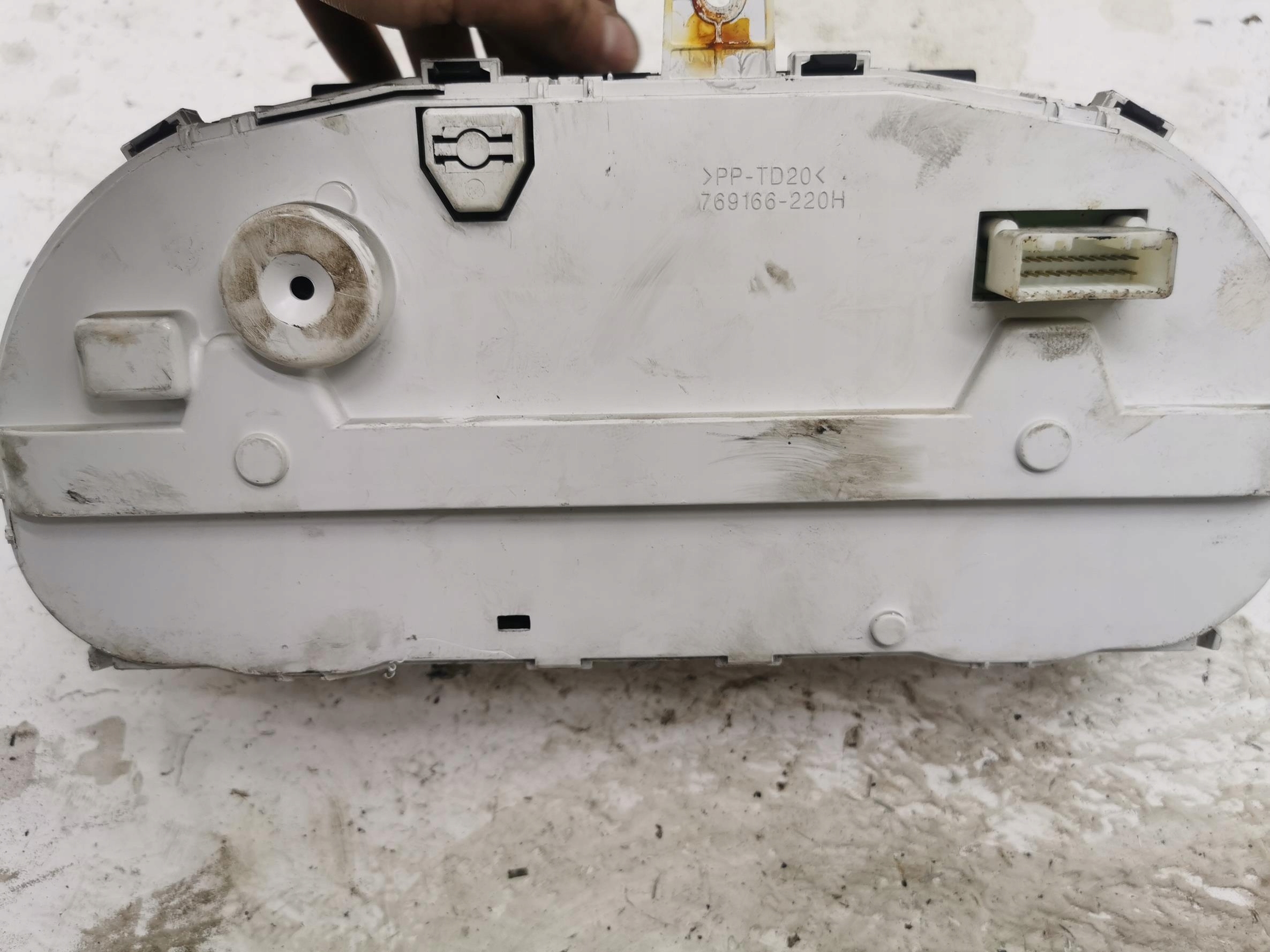 dials dials PEUGEOT 4007 2.2 HDI 07-12 UK