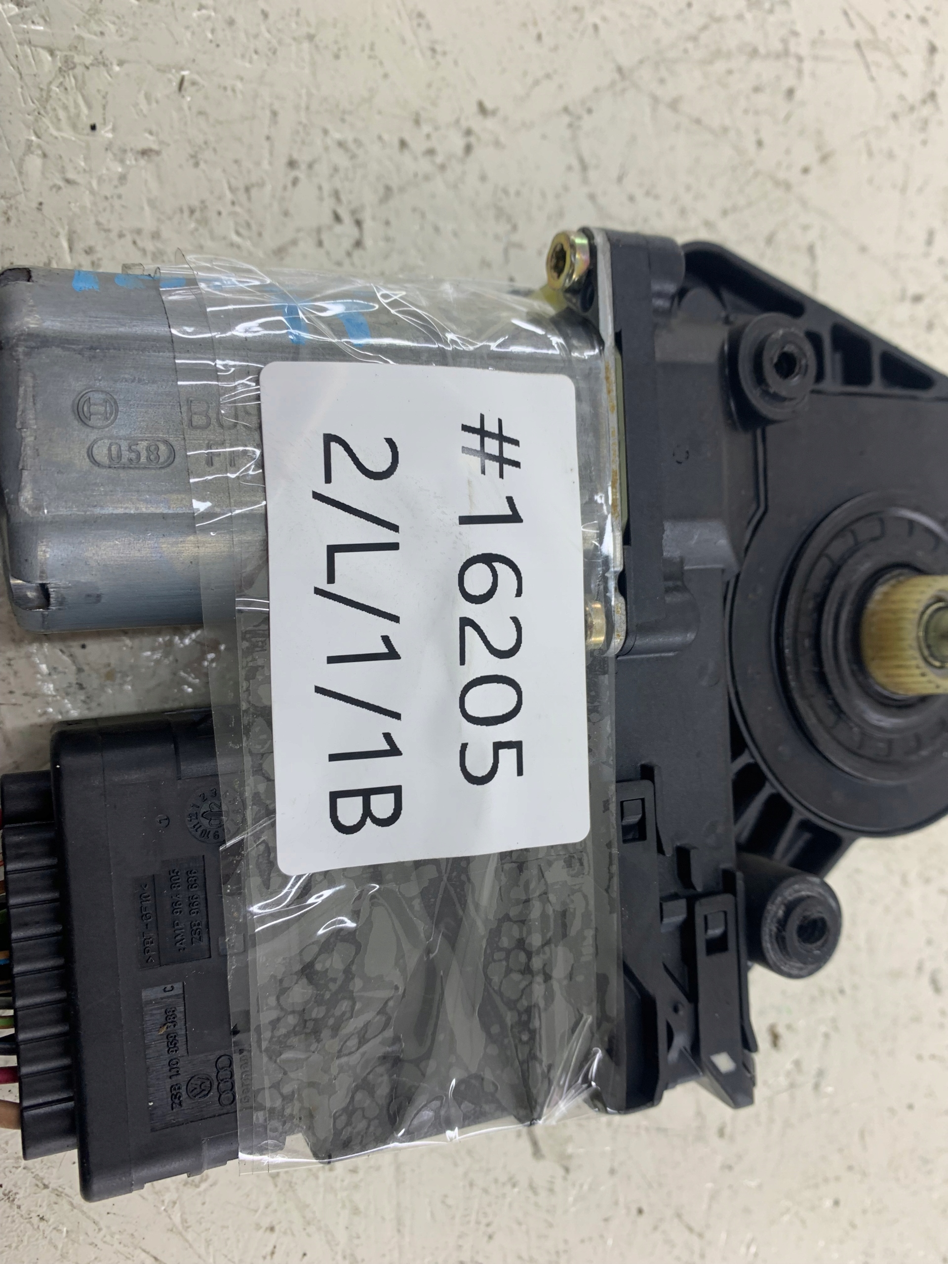 VW PASSAT B5 LIFT mini motor windows right rear part 3B9839752BF