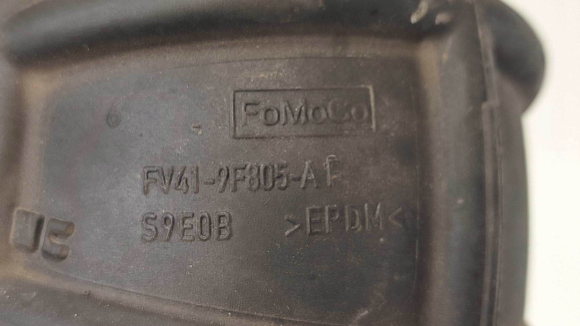 Schlauch rohr DOLOT FORD KUGA MK2