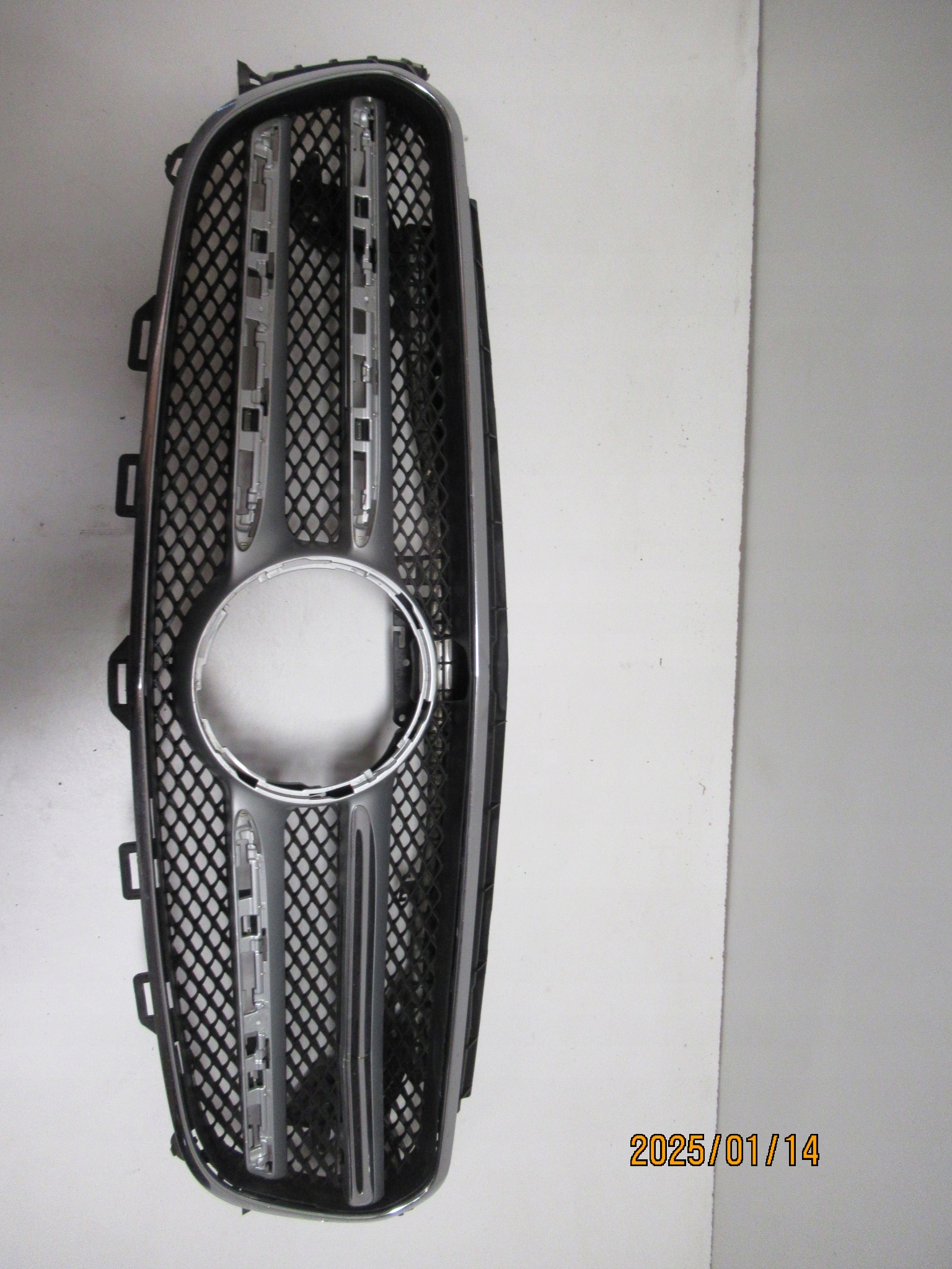 Mercedes-Benz E-Klasse W213 Kühlergrill FRONTGRILL Kühlergitter A2138880220 - Thumbnail 1