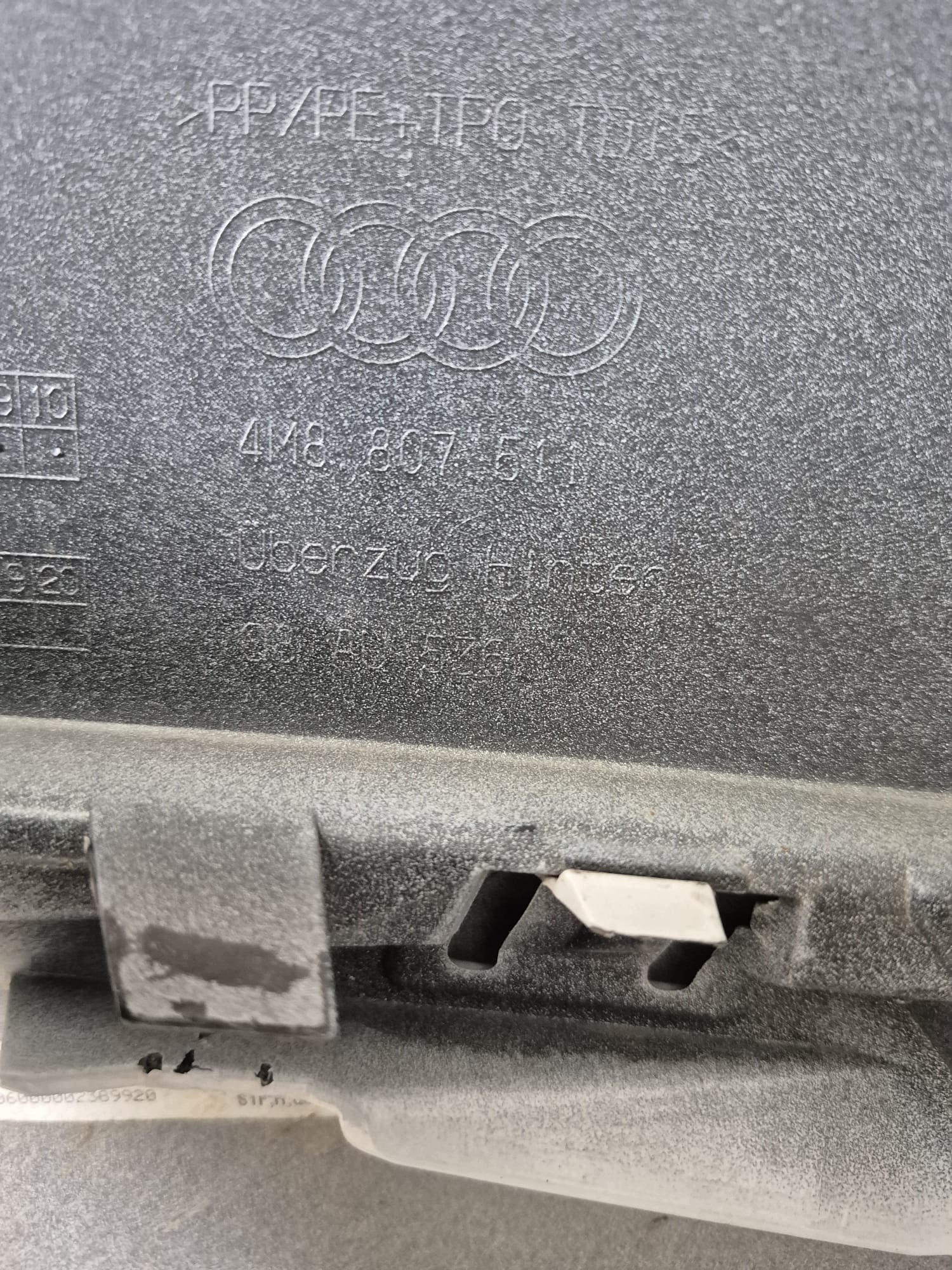AUDI Q8 4M8 S-LINE 18- bumper rear part rear PDC 4M8807527D