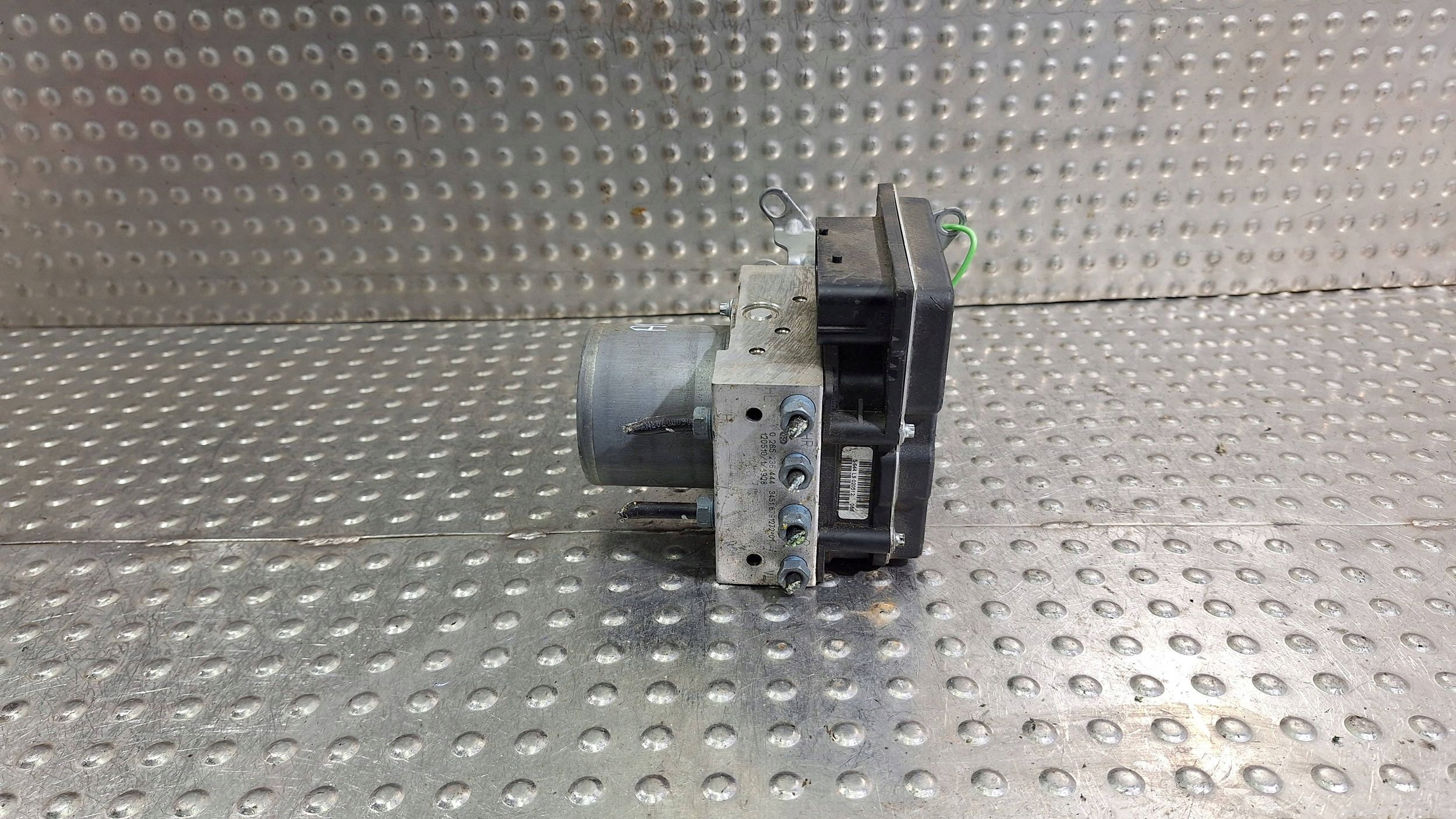 pump control unit ABS 6850226 6850230 BMW X1 E84 2.0 D