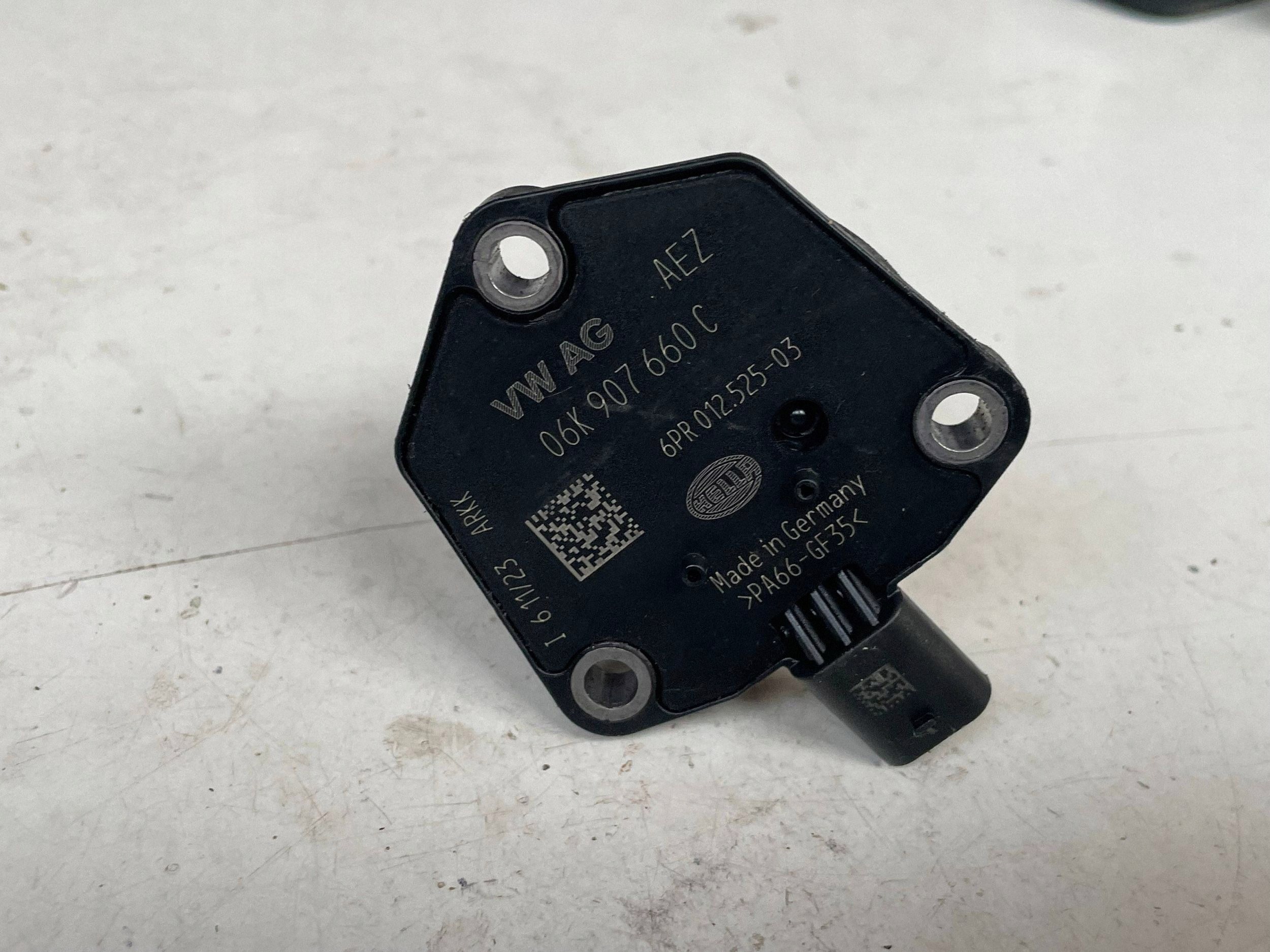 sensore Livello olio SKODA OCTAVIA MK4 06K907660C @M
