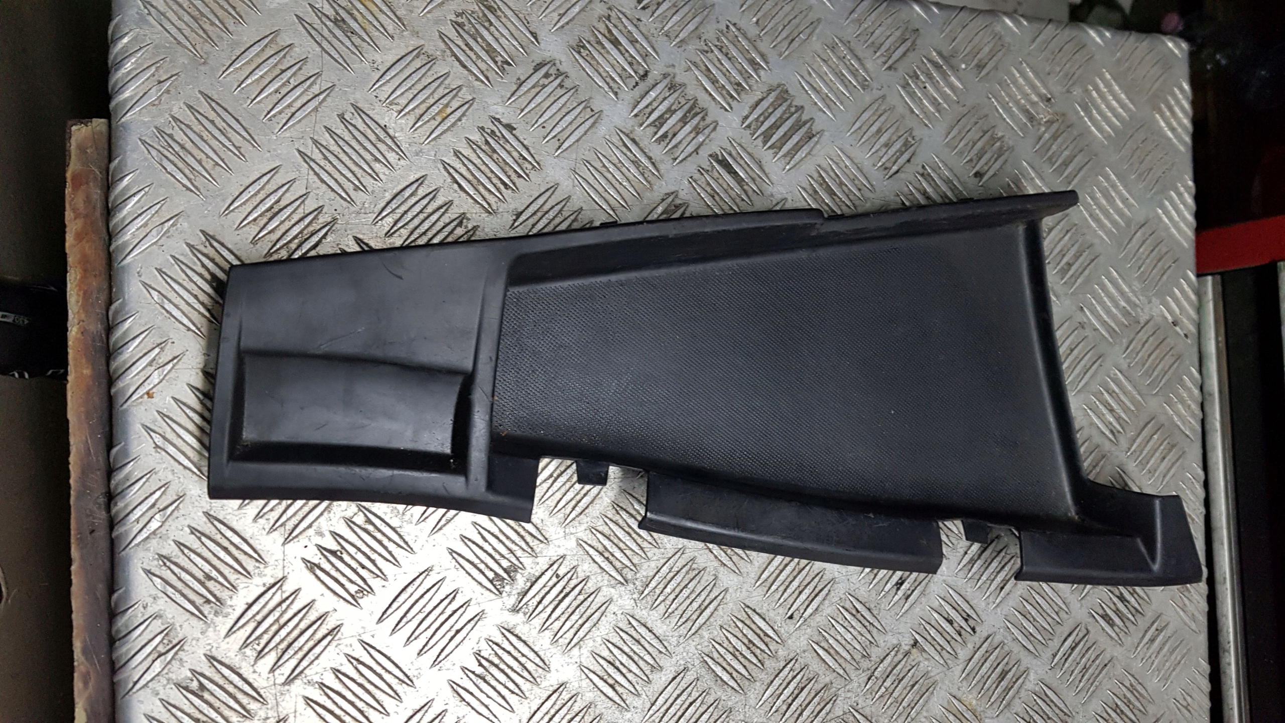 CITROEN C4 und PICASSO Blende Abdeckung Handschuhfach links 9657816477