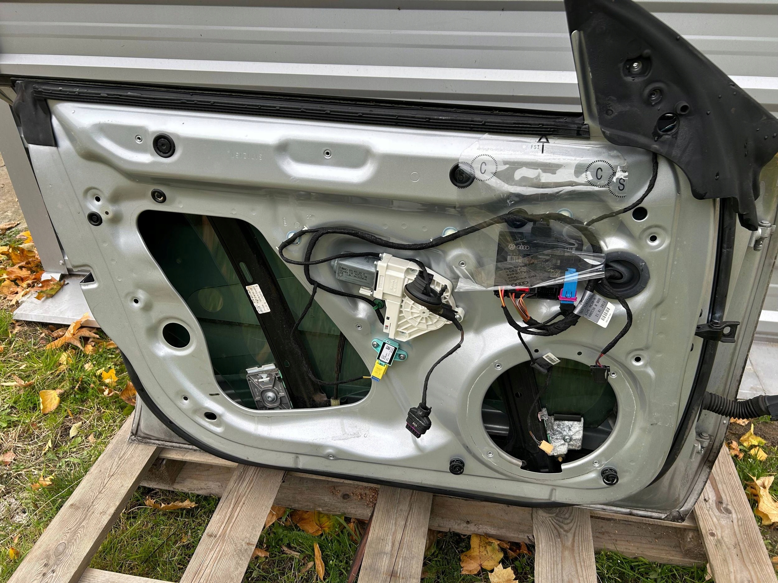 door front left Audi A5 Sportback 8TA 2013 LX7W
