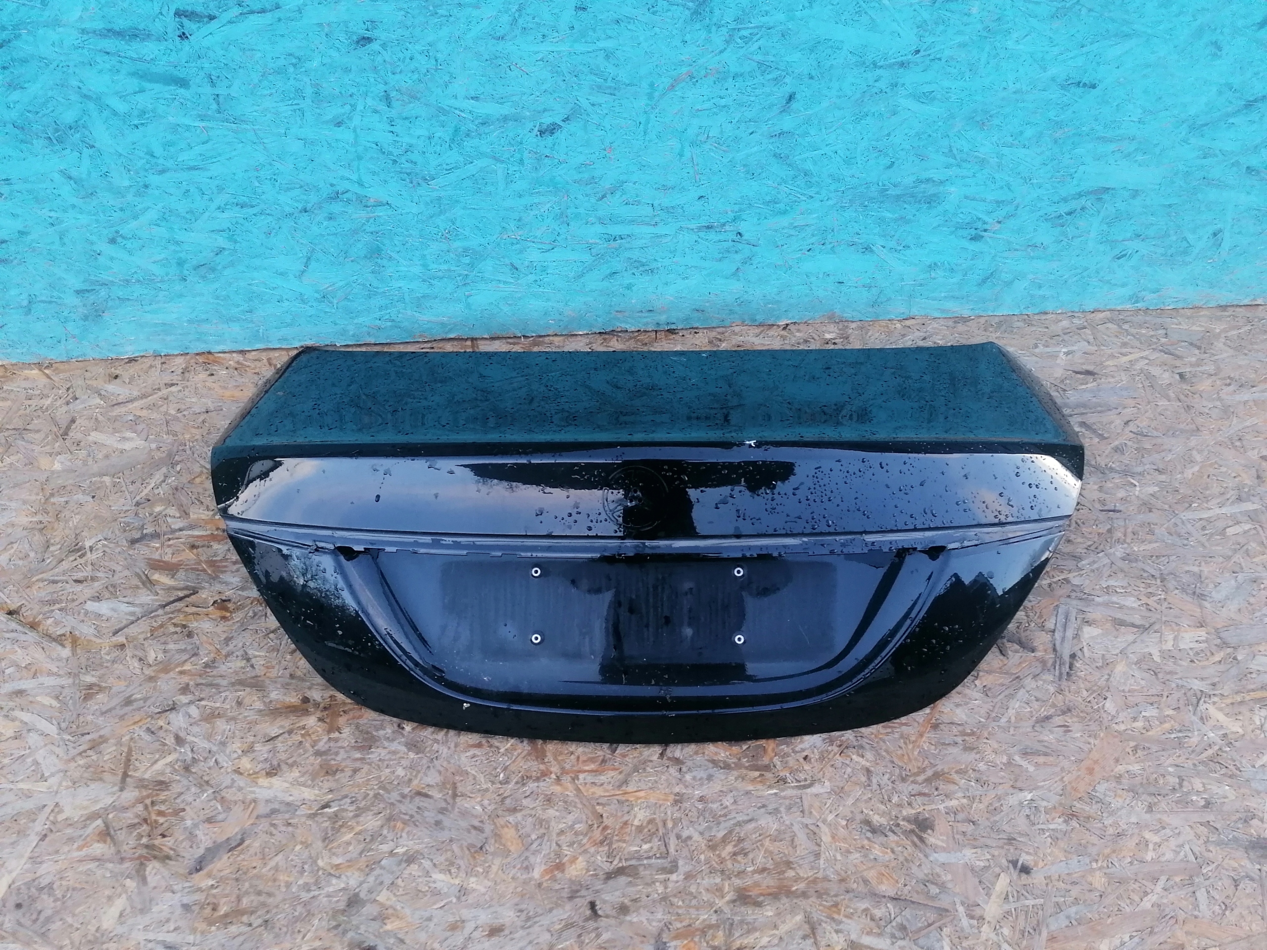 Klapa tył tylna Mercedes C klasa A 205 A205 giełda