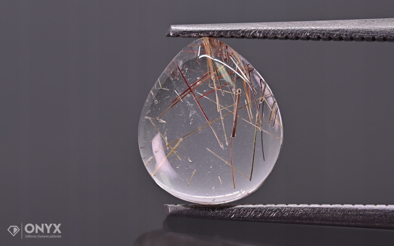 Křemen s rutilem nízký kabošon slza 9,5x8 mm