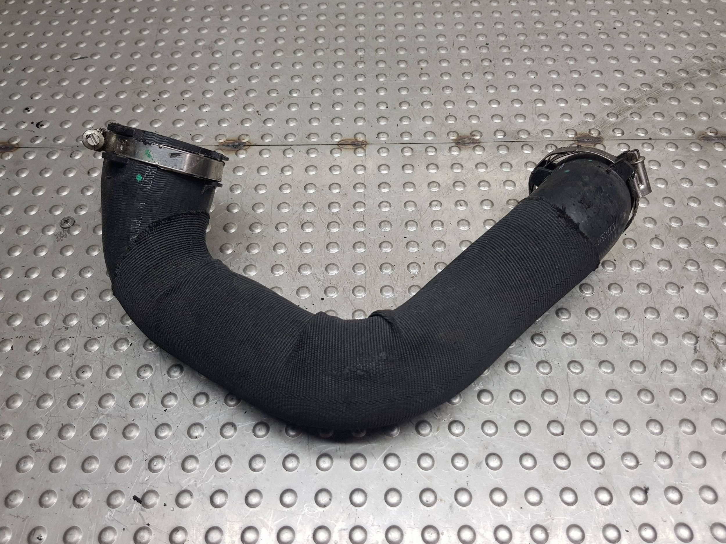 cijev prijenos interkulera 8K0145738AC AUDI A4 B8 A5 8T 3.0 TDI