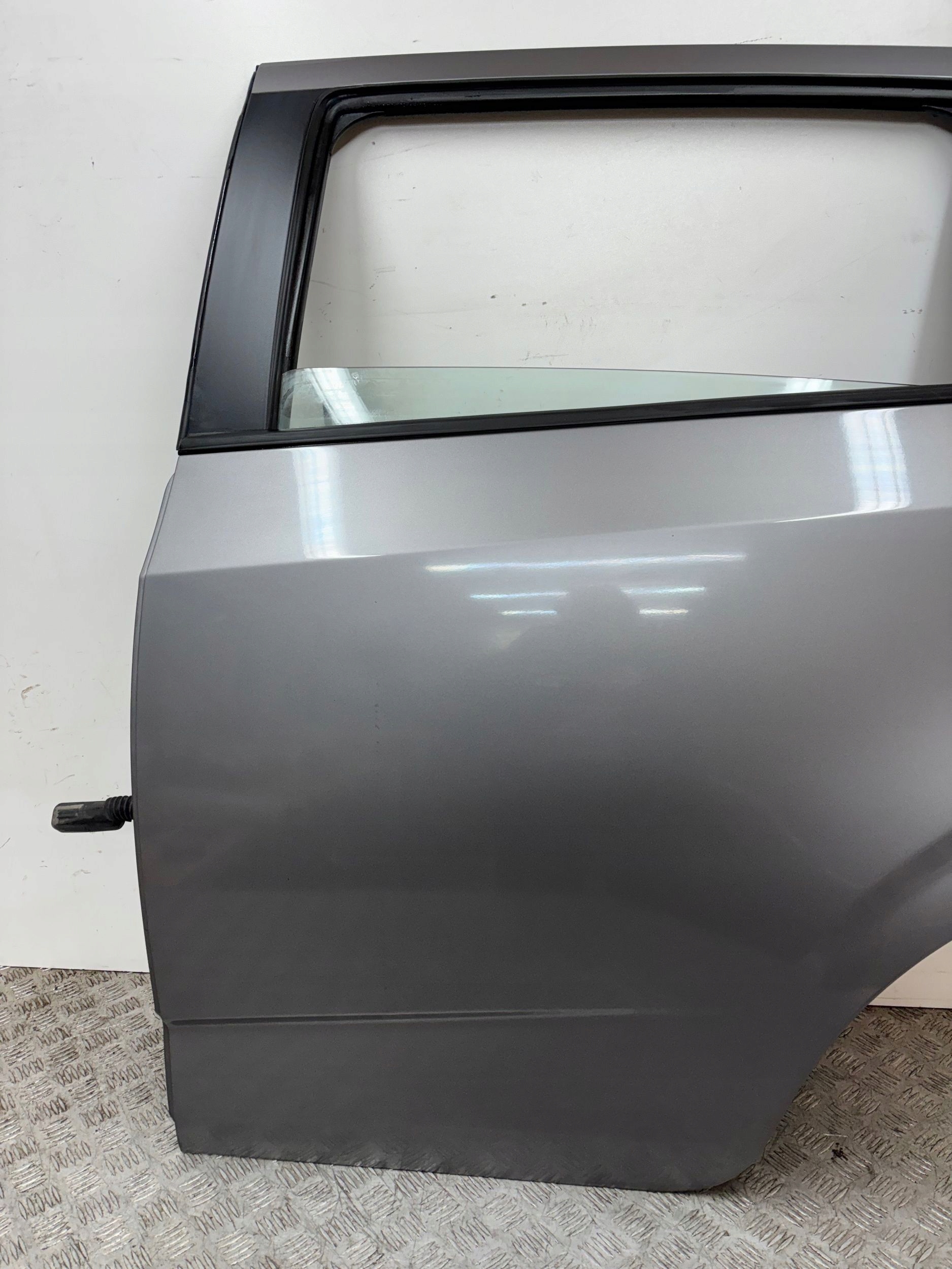 door rear part rear. left CHEVROLET AVEO T300 HB 11