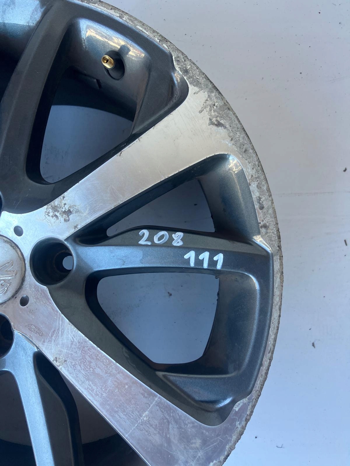 disk 17 CALI #111 PEUGEOT 208 a 9673773777