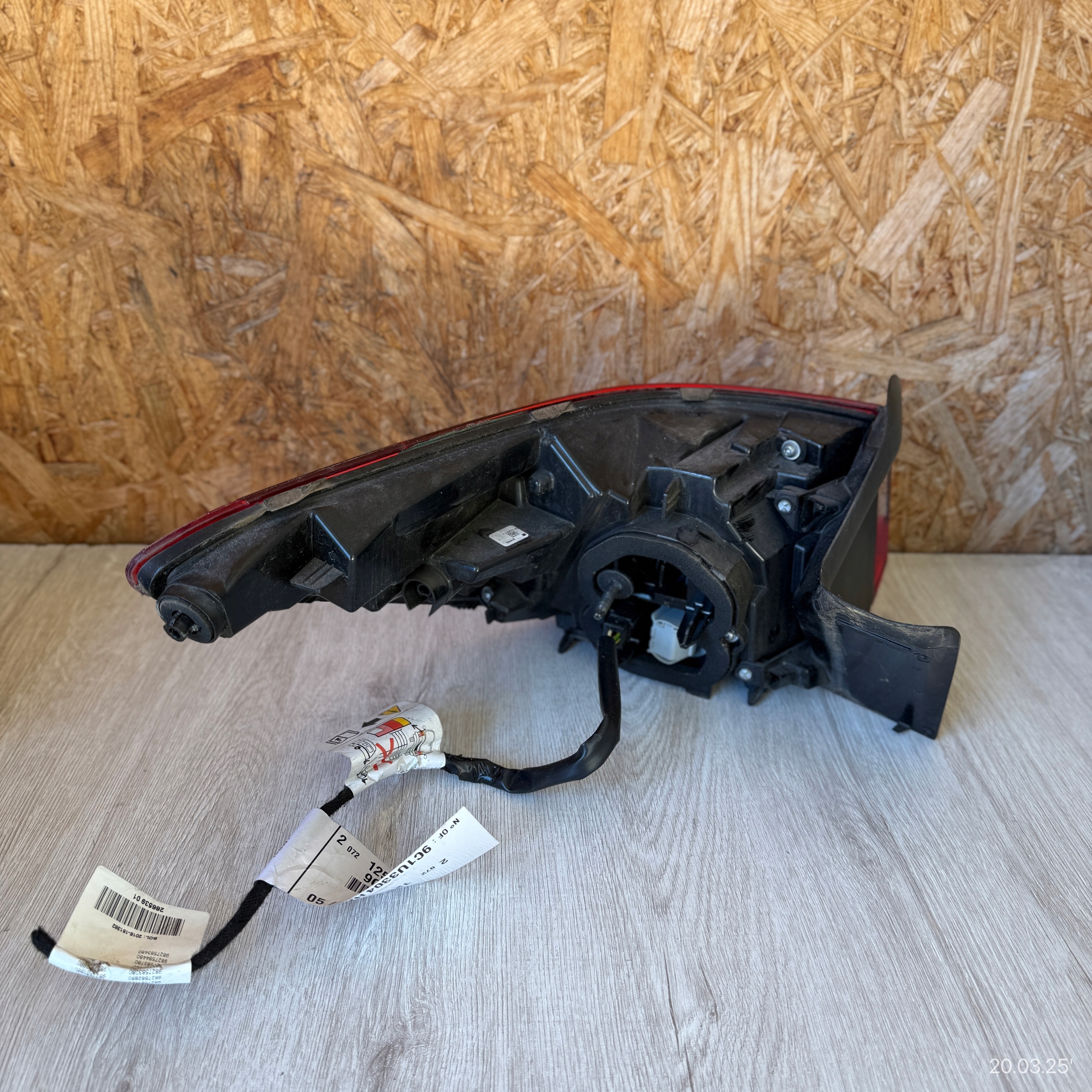 light rear right OPEL GRANDLAND X YP00098280