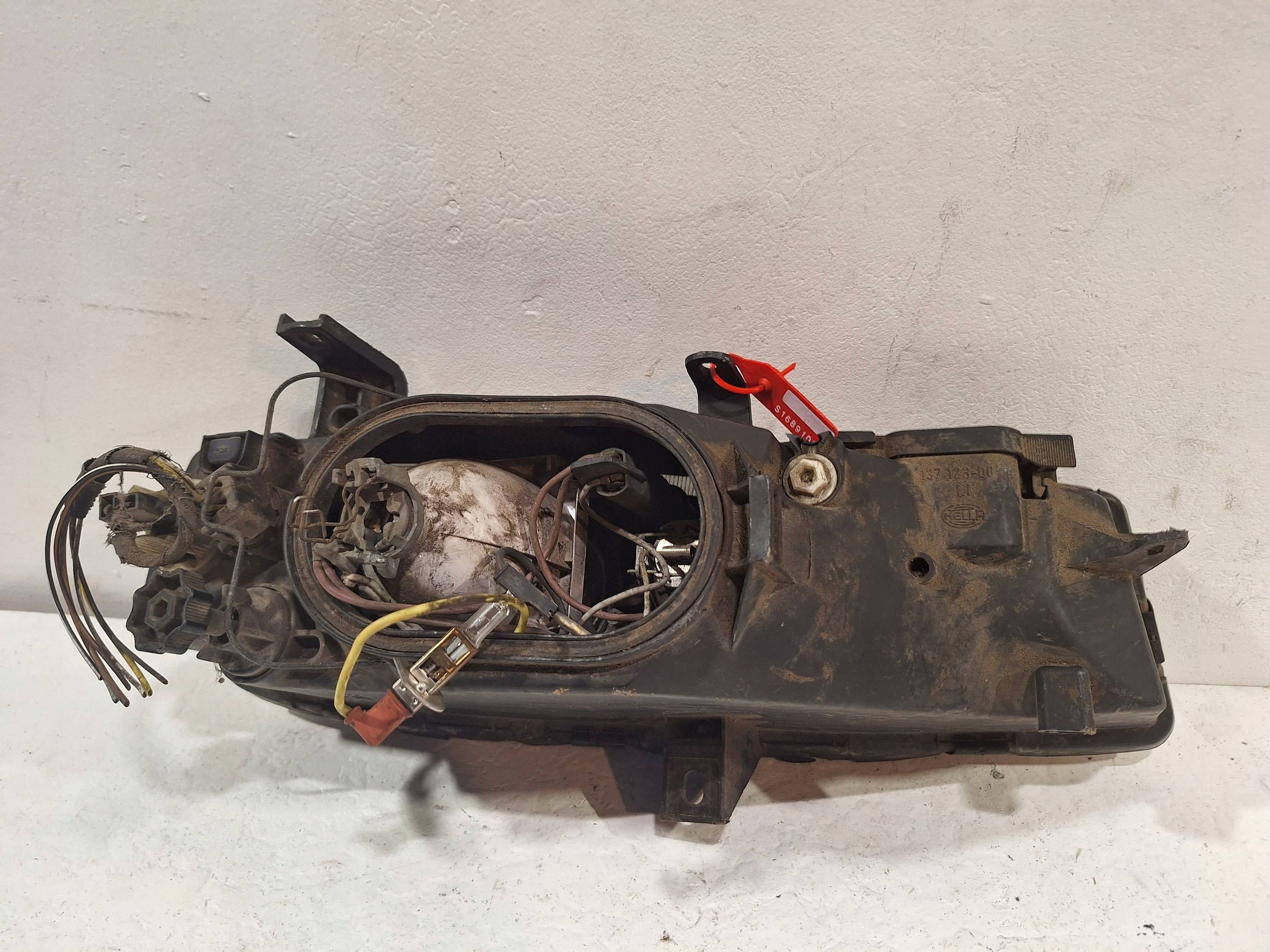 Licht vorne links OPEL CALIBRA 89