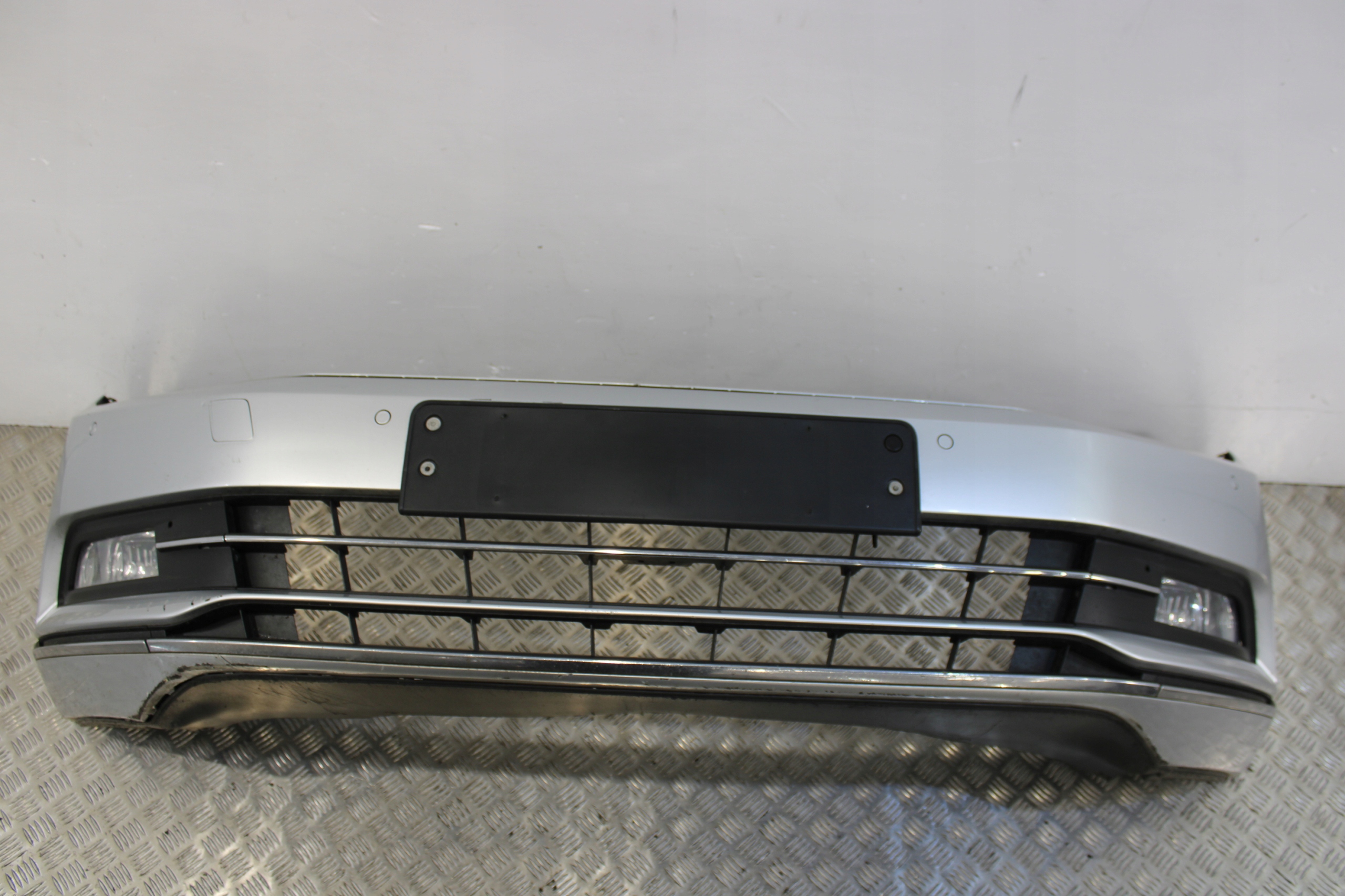 bumper front front complete 4 X PDC VW PASSAT B8 3G0 3G9
