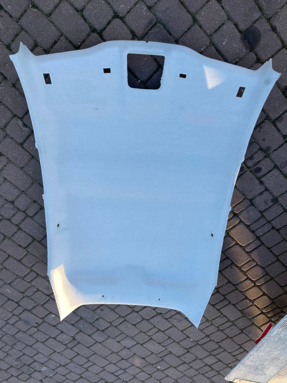 PODSUFITKA JASNA PEUGEOT 208 I 5D LIFT 19R