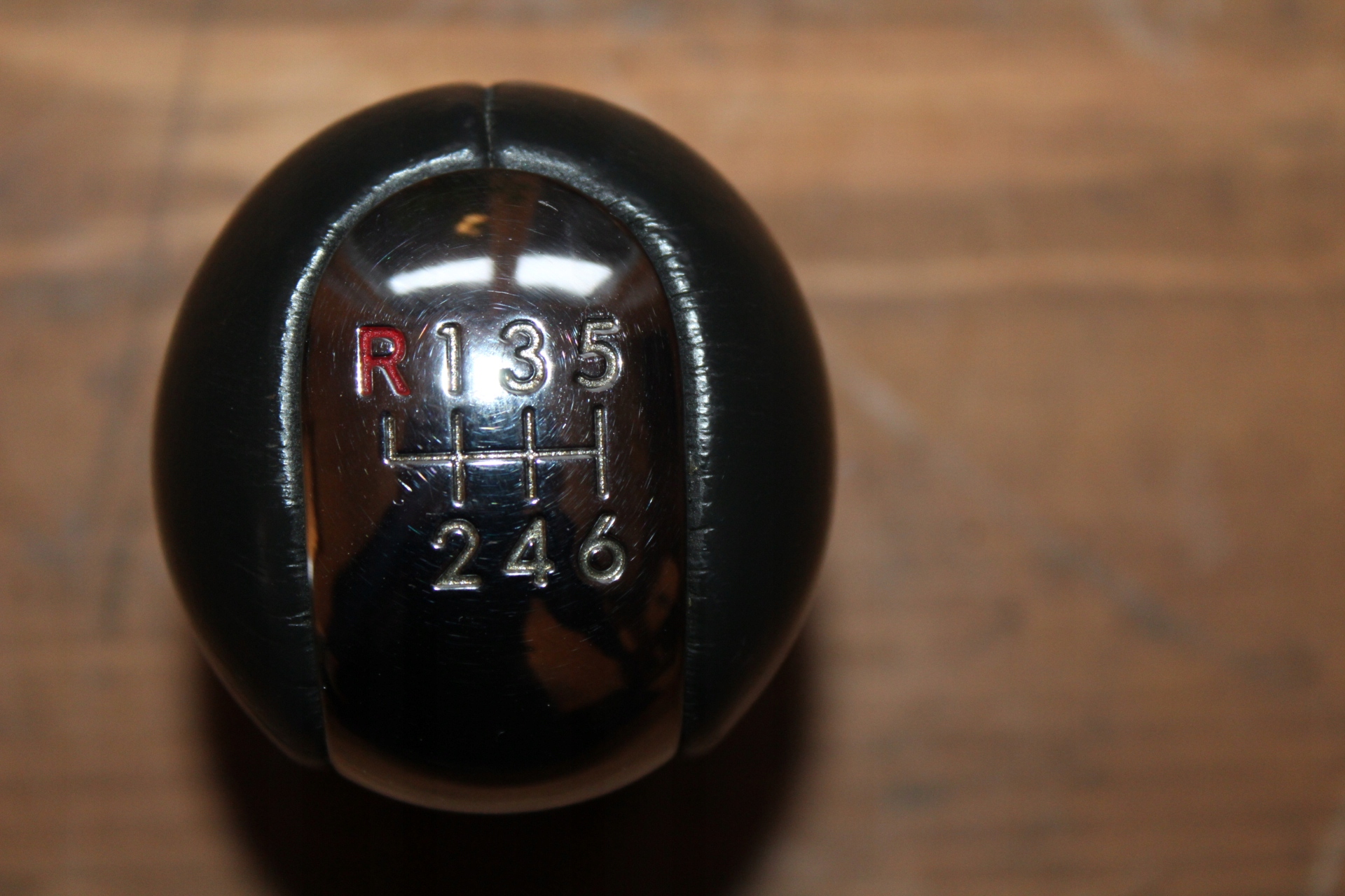 COROLLA VERSO II ОРИГИНАЛЬНАЯ КОЖАНАЯ РУЧКА ПЕРЕКЛЮЧЕНИЯ ПЕРЕДАЧ