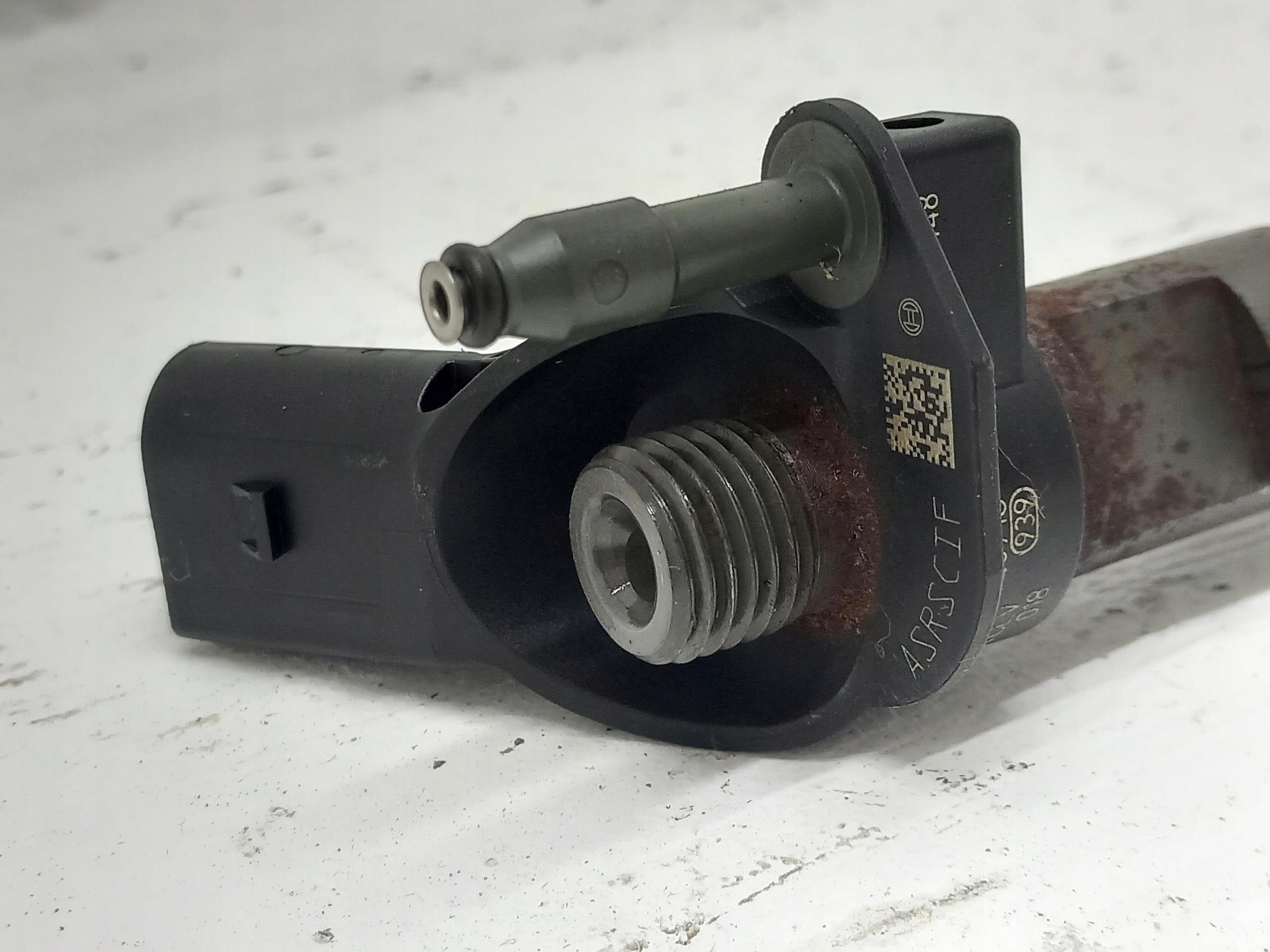 injector OPEL INSIGNIA A 2.0 CDTI BiTurbo 195KM 55565209