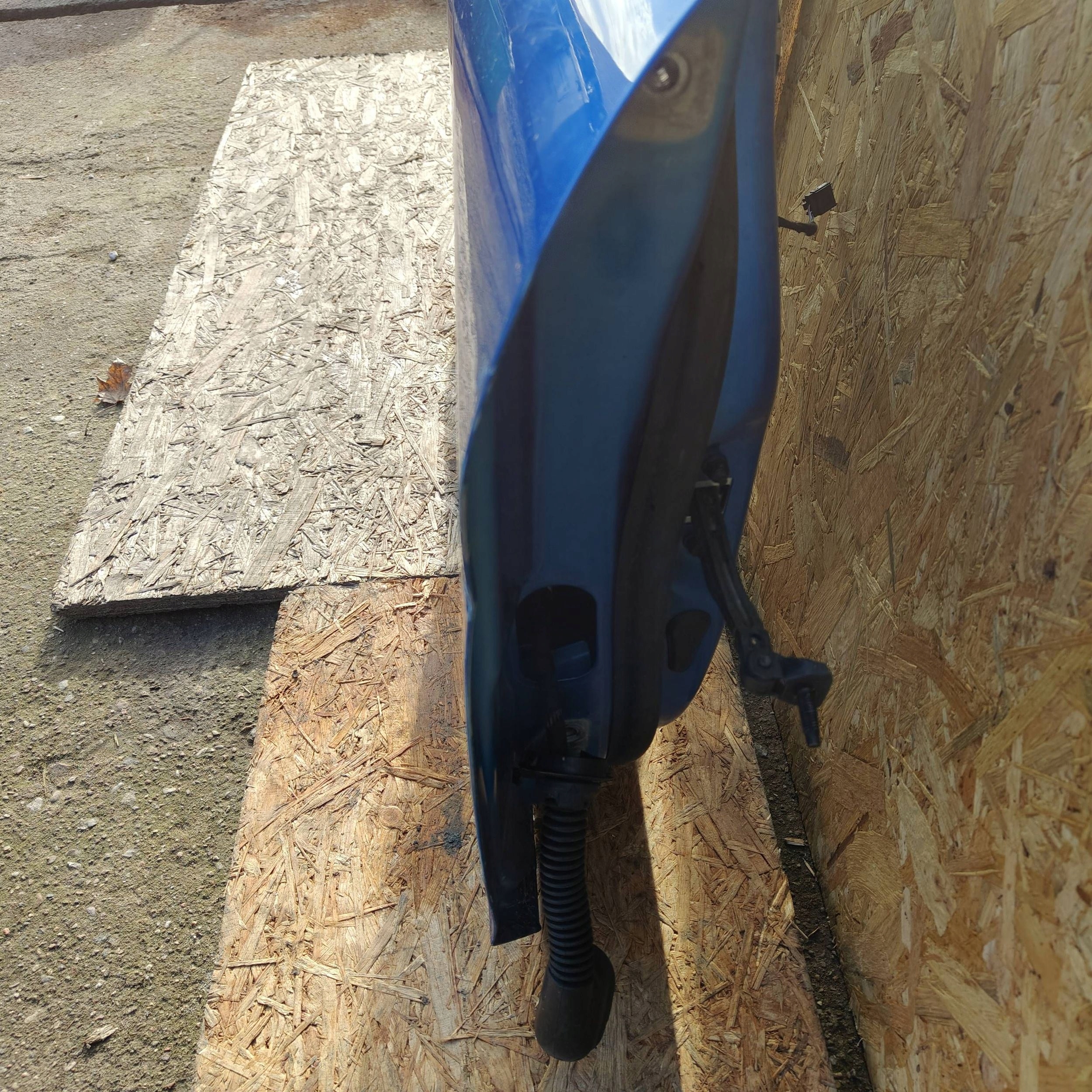 door front front side right Ford Fiesta mk8