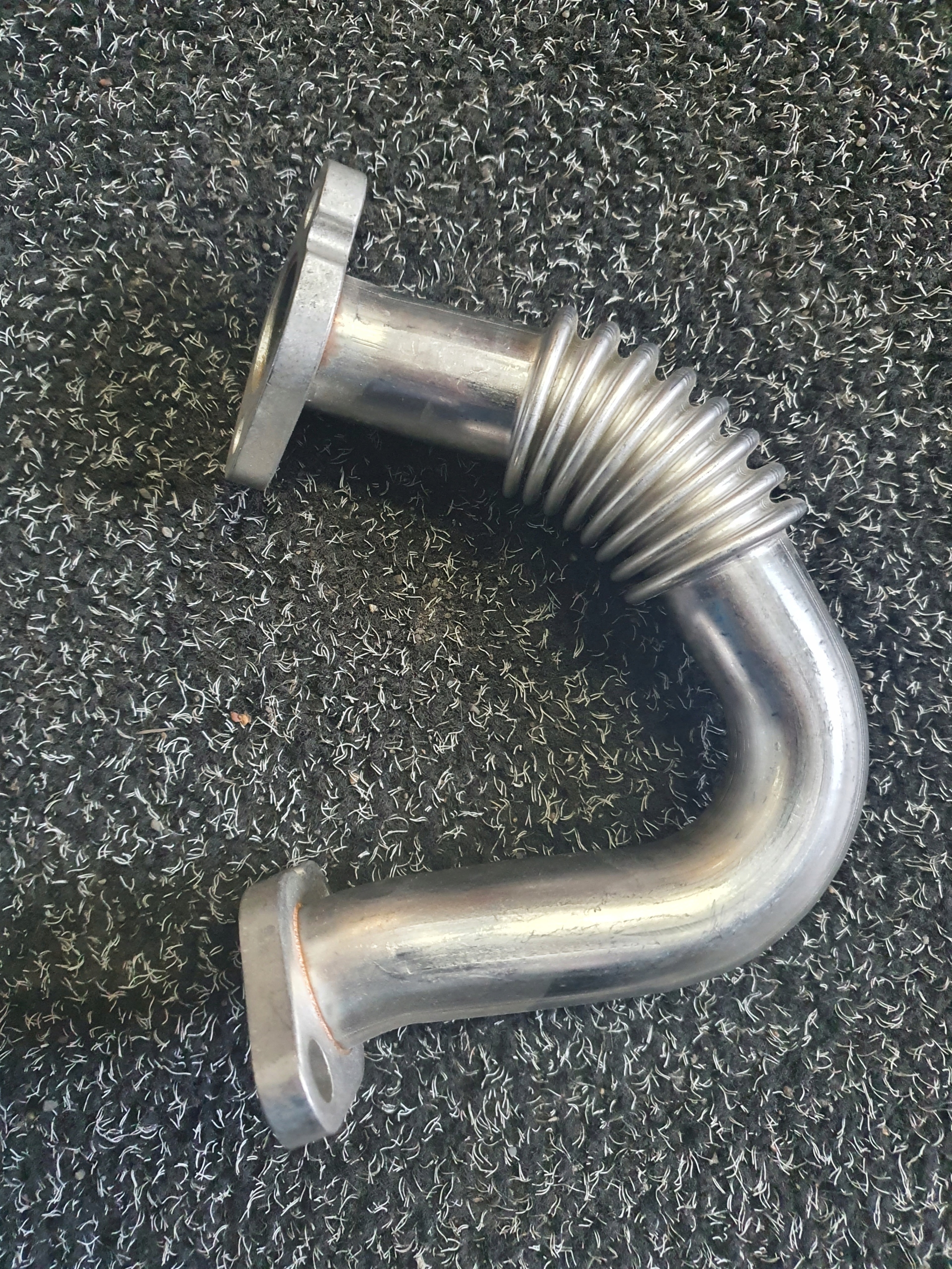 ТРУБА ТРУБА EGR 03P131521B AUDI VW SEAT SKODA