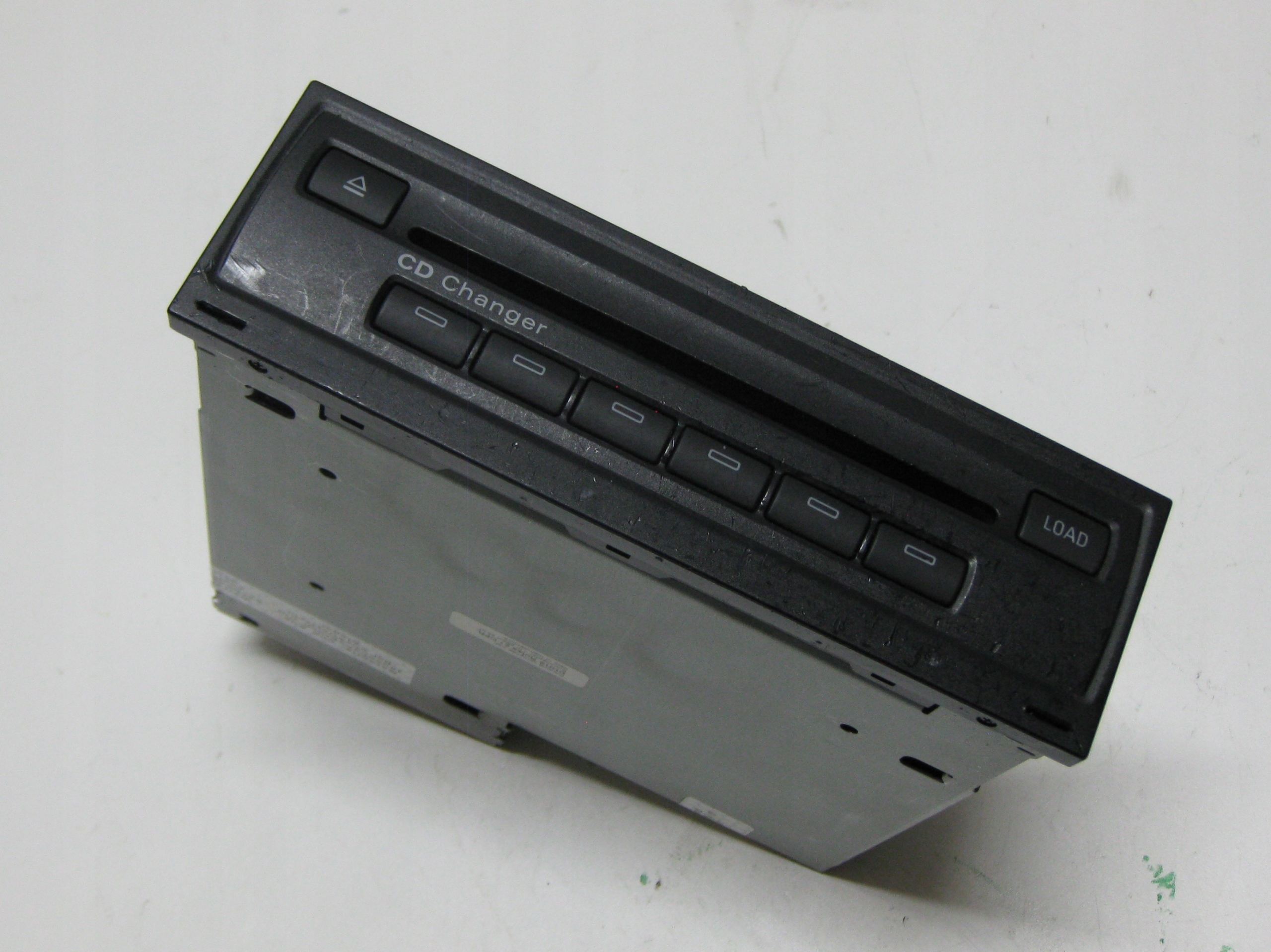 AUDI A6 C6 2.4 6V 05R changer CD 4E0035111A