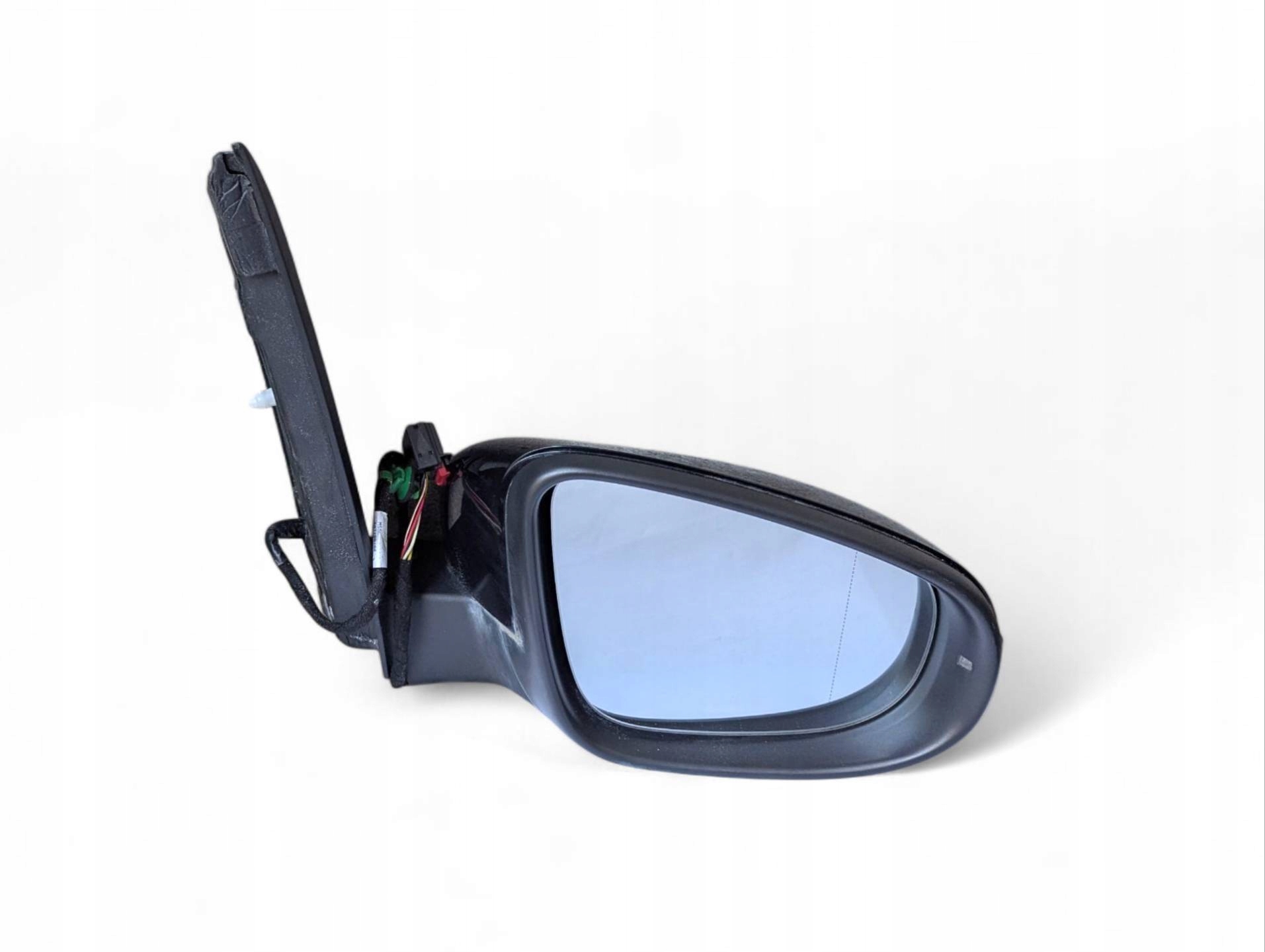 mirror exterior right side Volkswagen Touran facelift 2010