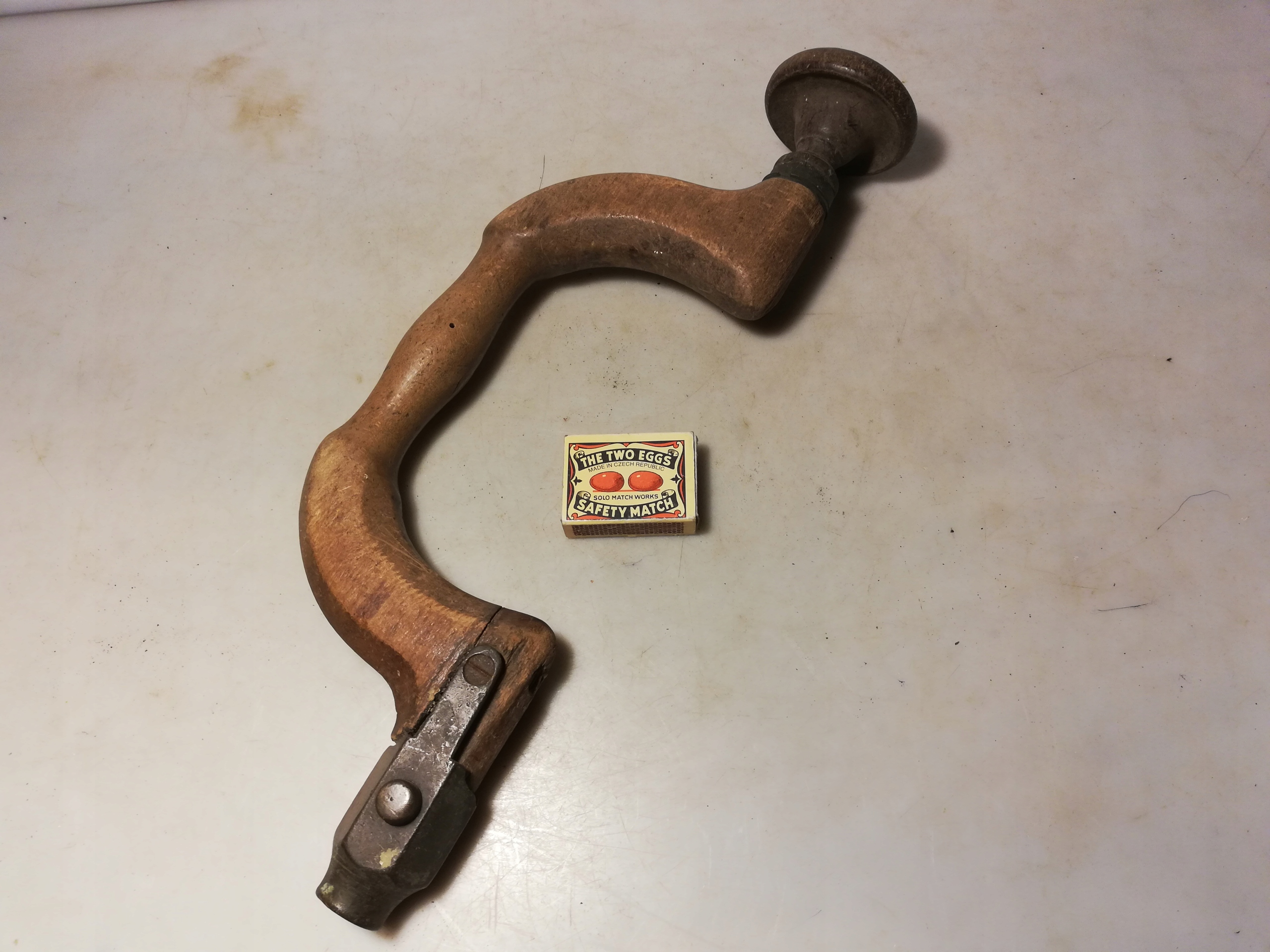 STARA WIERTARKA RĘCZNA KORBA