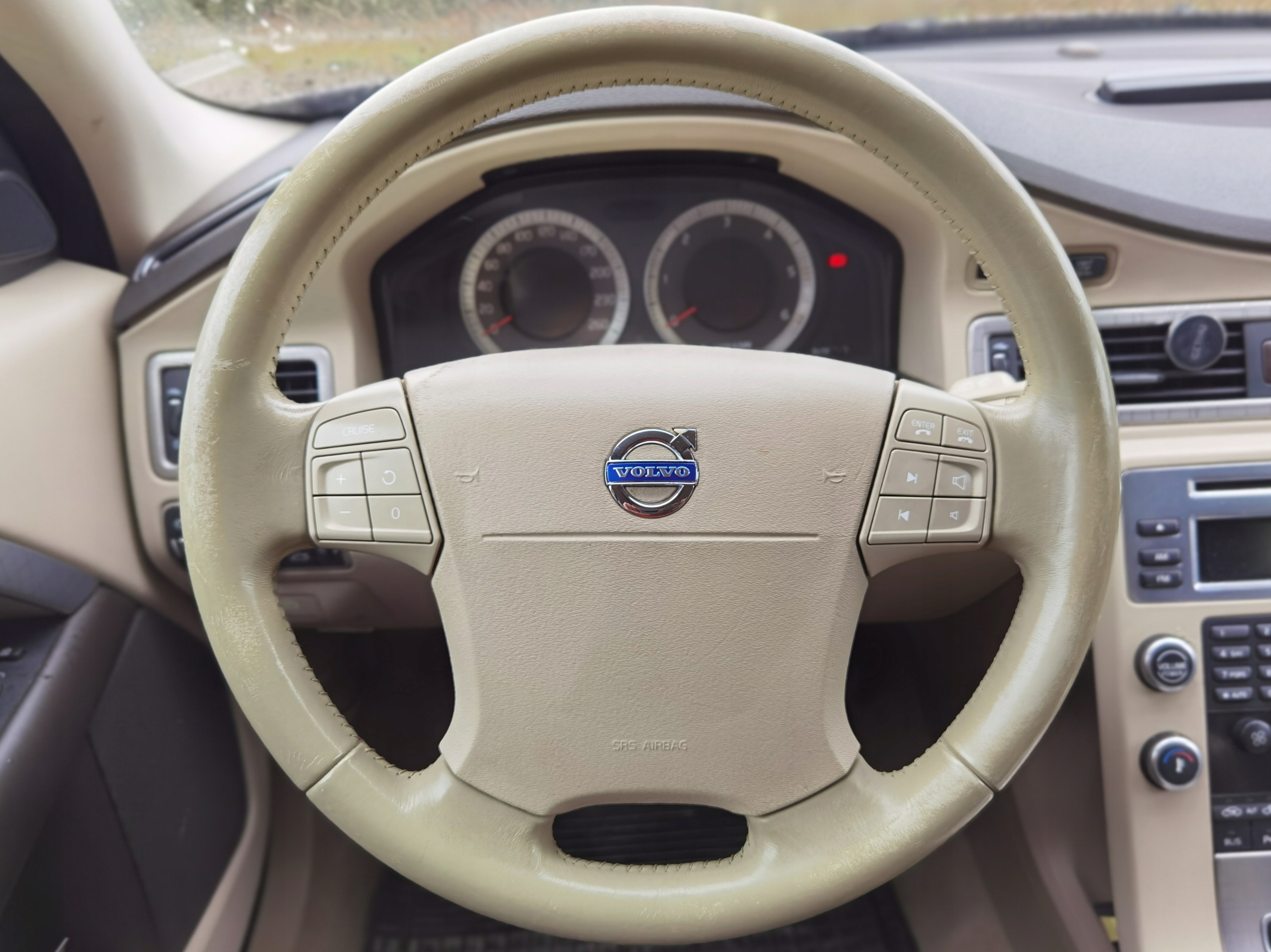 Emblemat Logo Znaczek Naklejka Na Kierownicę Do Volvo 35MM 8MM Niebieski