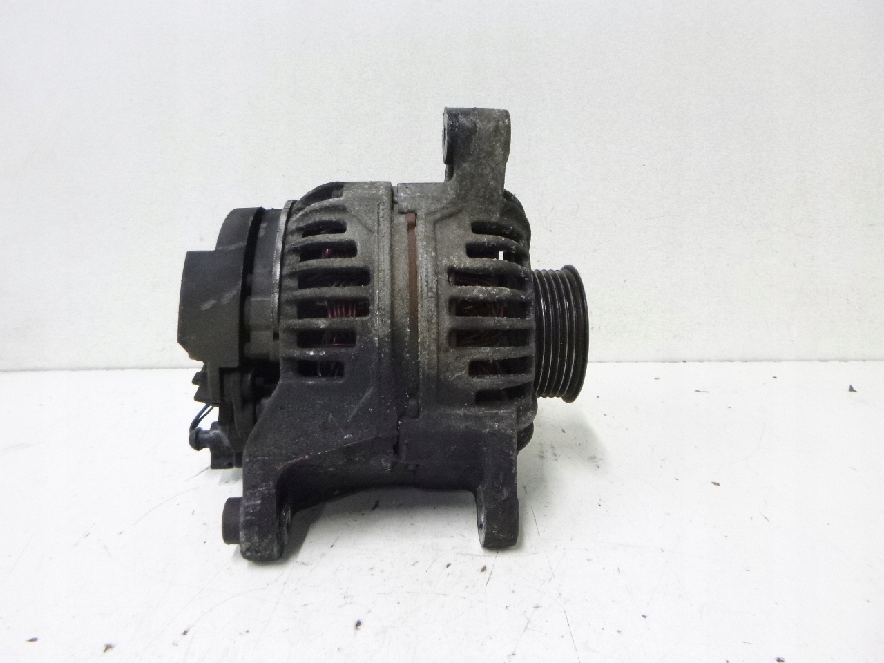 Alternator Audi A6 C5 Lift 2.5 TDI 00r. 140A