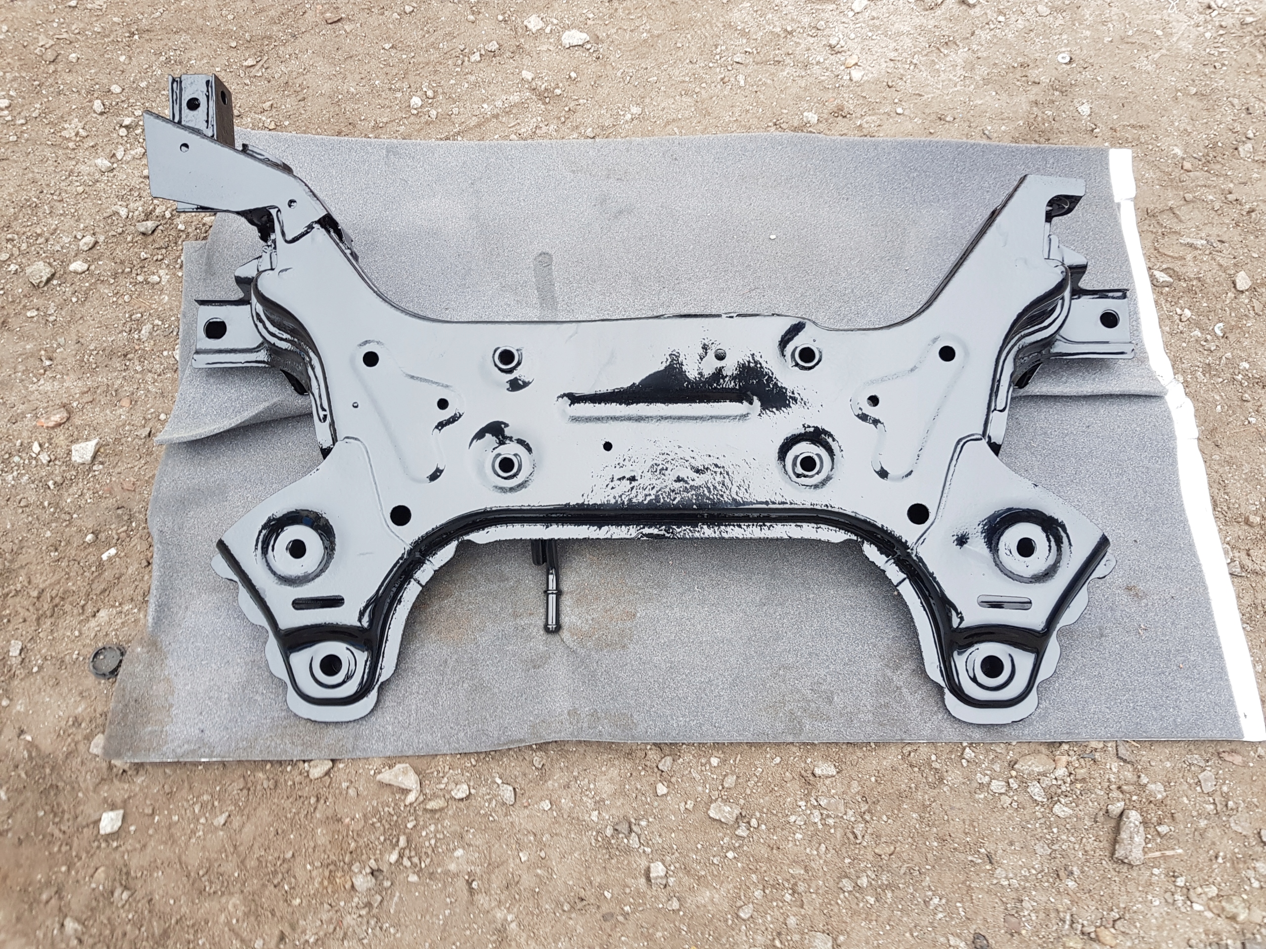 KIA VENGA IX20 axle beam subframe TRAWERS front nice 2009