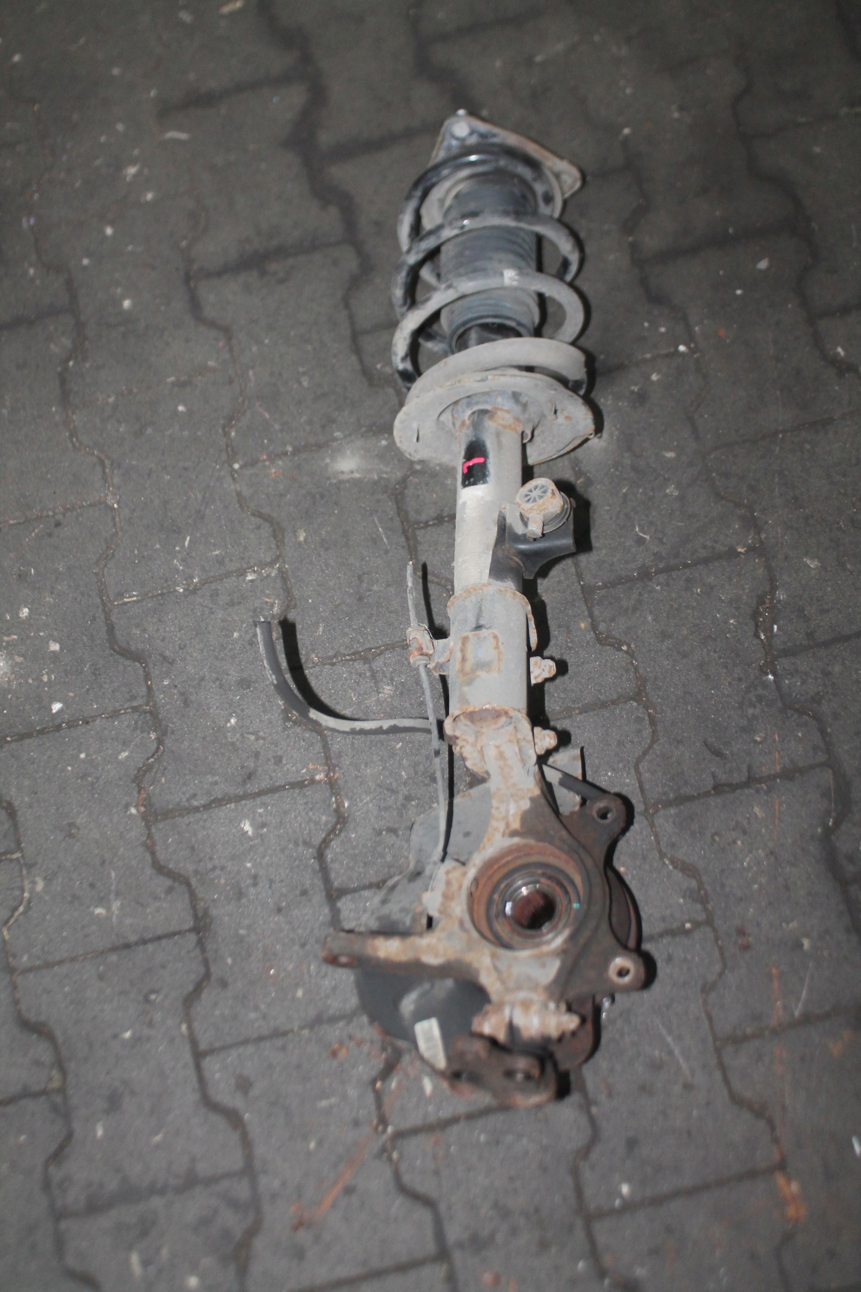 McPherson swing left front KIA SPORTAGE III 1.7 CRDI 10-15