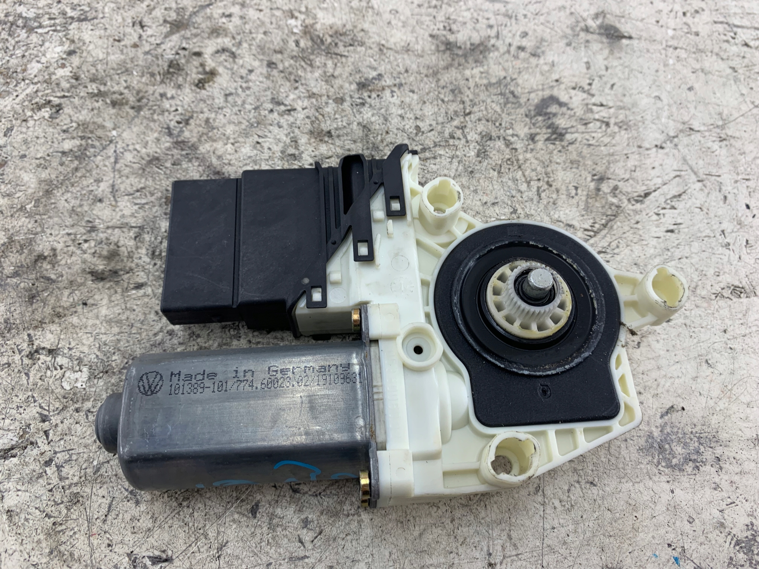 VW GOLF IV mini motor windows left rear part 1J4959811C