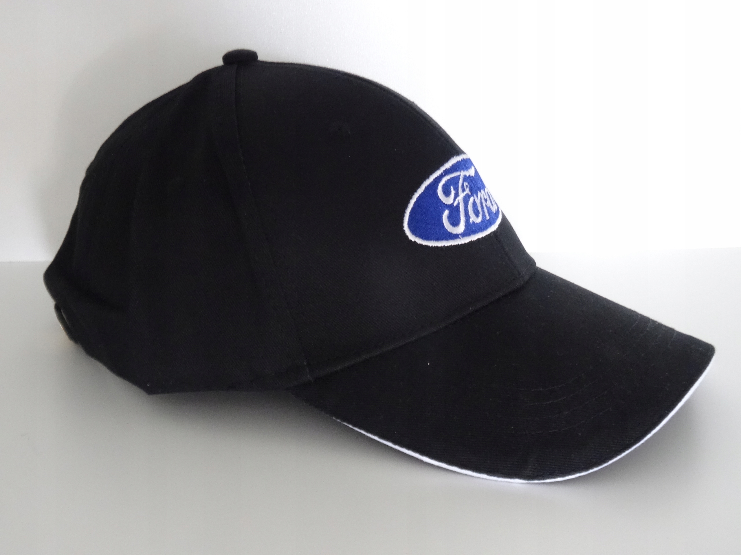 

Czapka z daszkiem bejsbolówka Ford 100 % bawełna