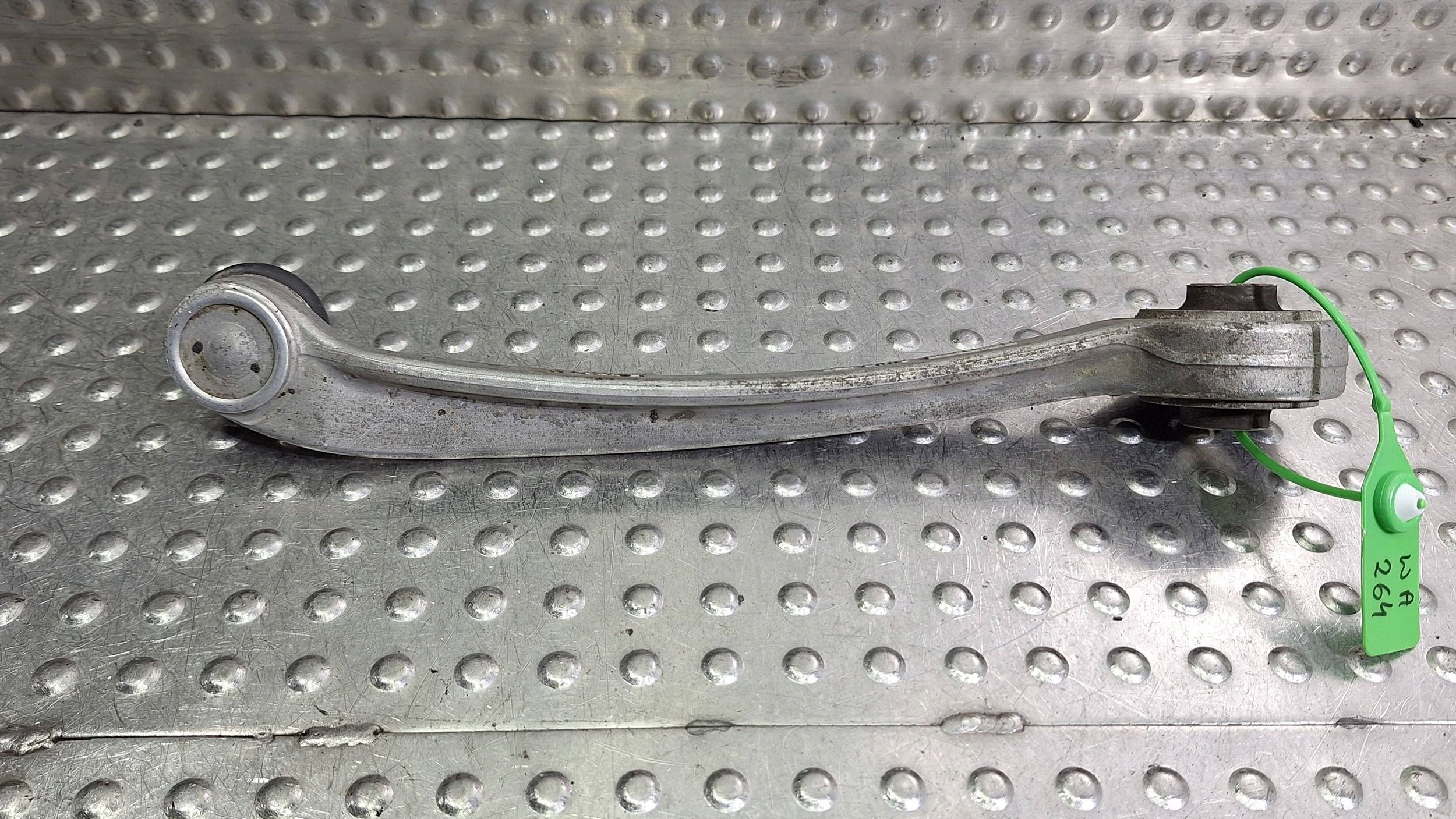 arm right front upper original 8E0407506C AUDI A4 B6 B7 A6 C5 SEAT EXEO