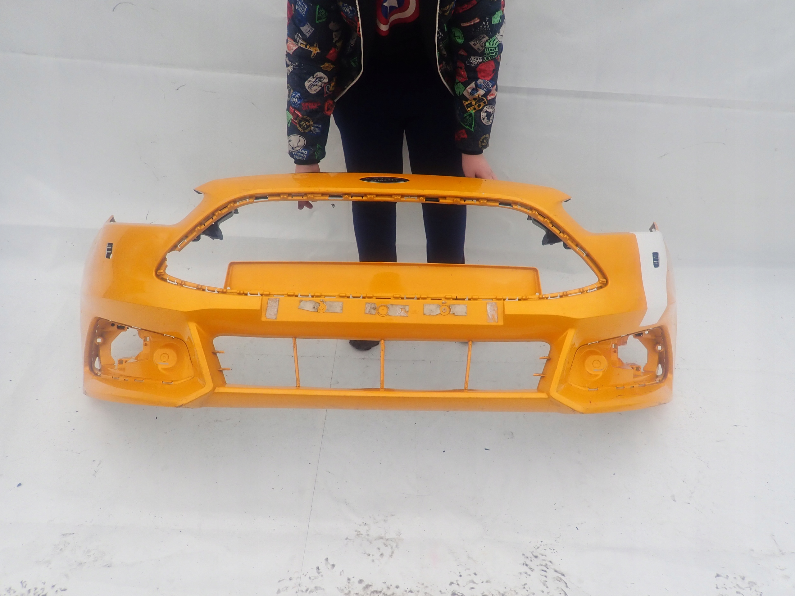 FORD FOCUS MK3 LIFT 14-18 ST bumper front washers