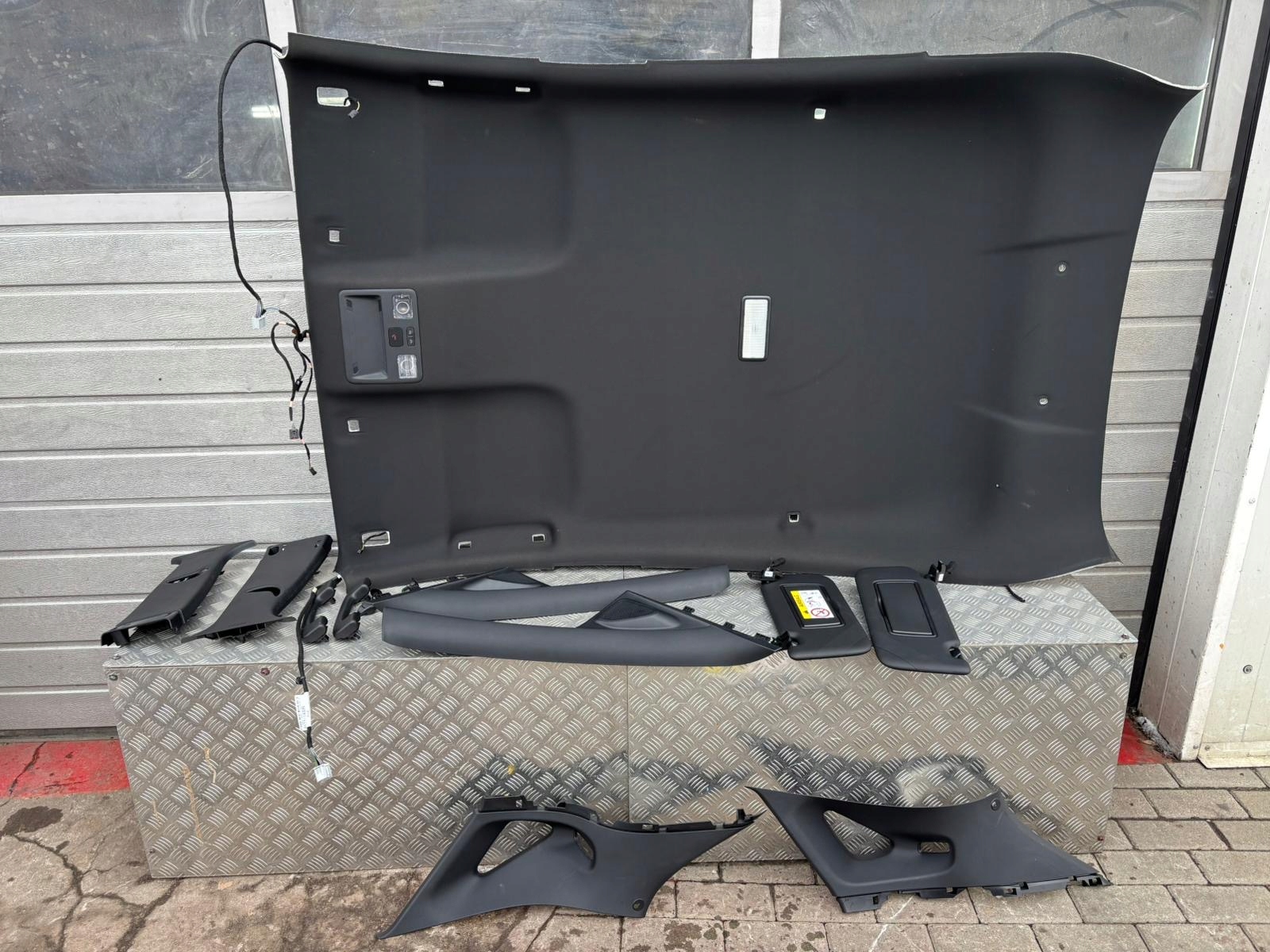 FORD PUMA MK2 PODSUFITKA SUFIT KOMPLET CZARNY ST-LINE 2025R.