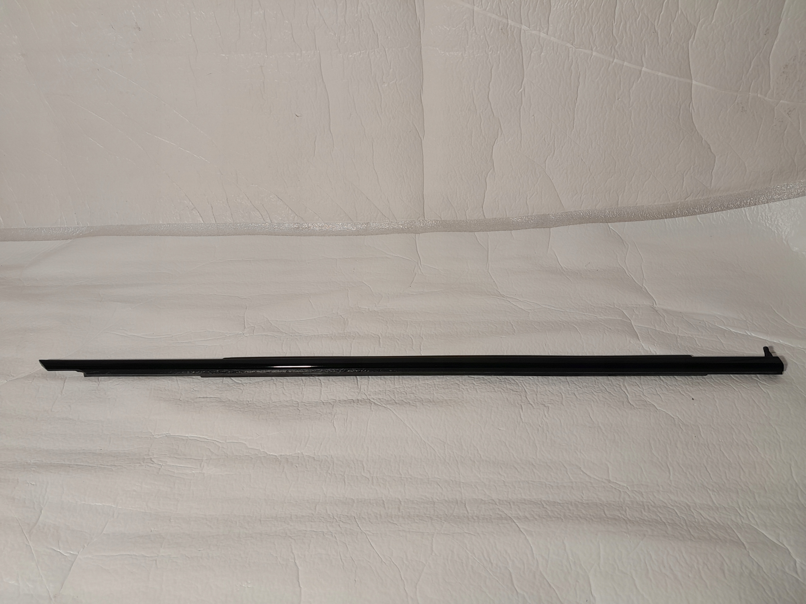 BMW 5 G30 moulding dust door right front 7404026