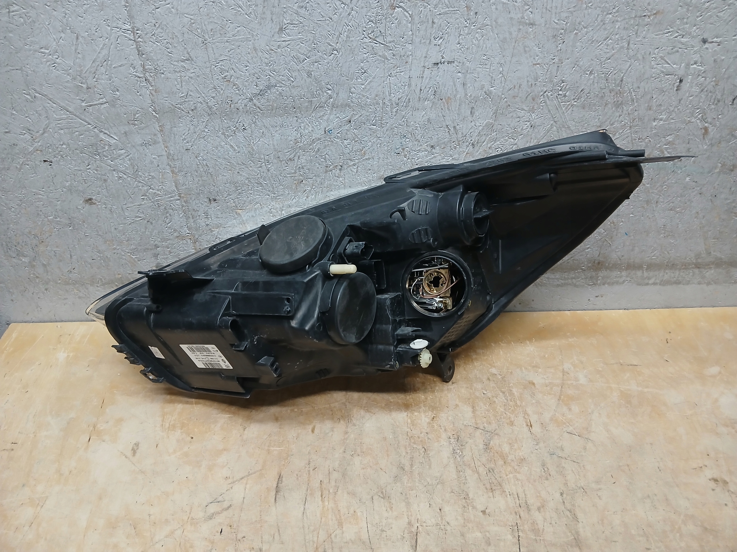 light front right RENAULT CLIO IV 4 260102796R