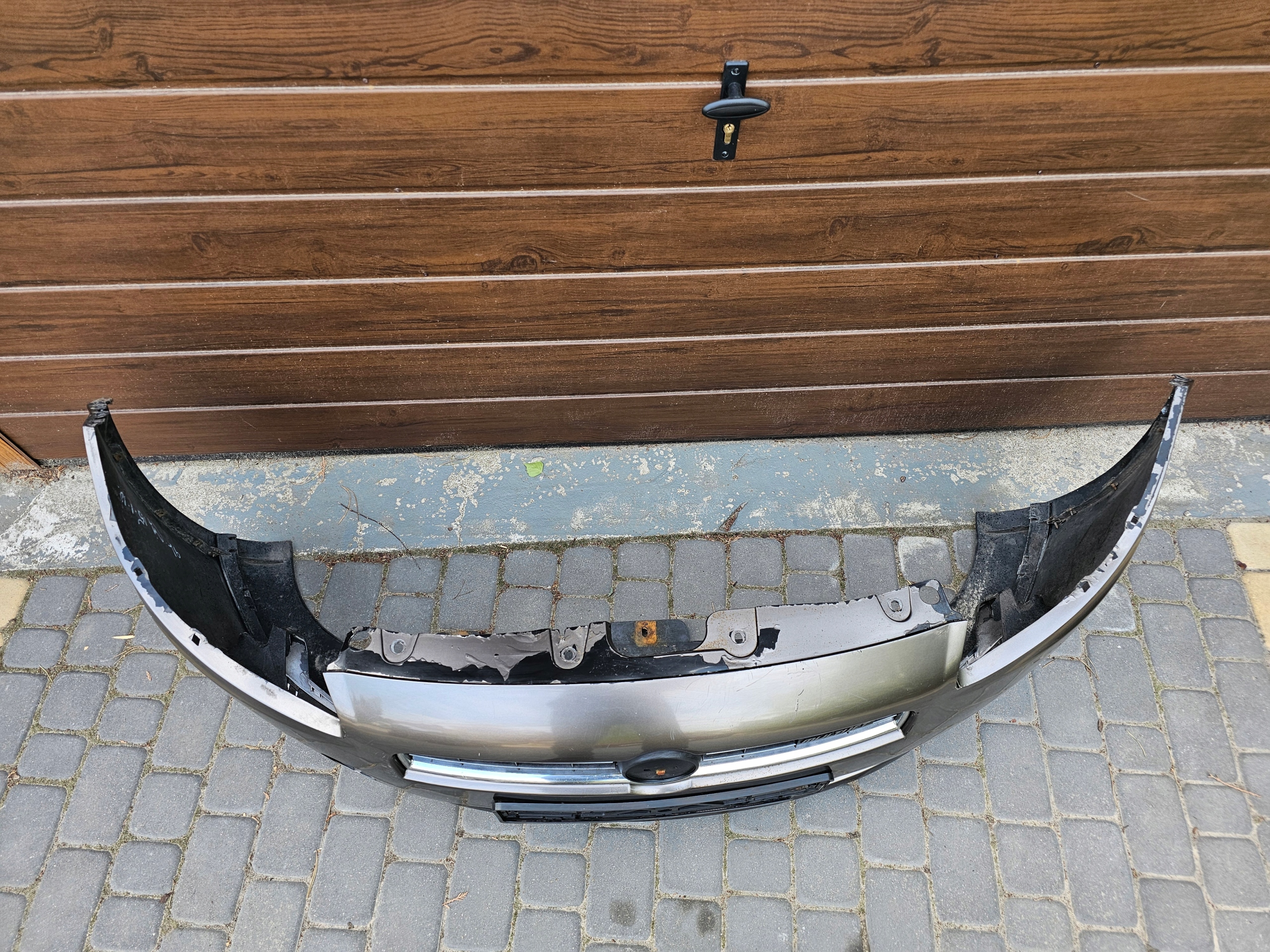 Fiat Bravo 2 II bumper front front complete grille