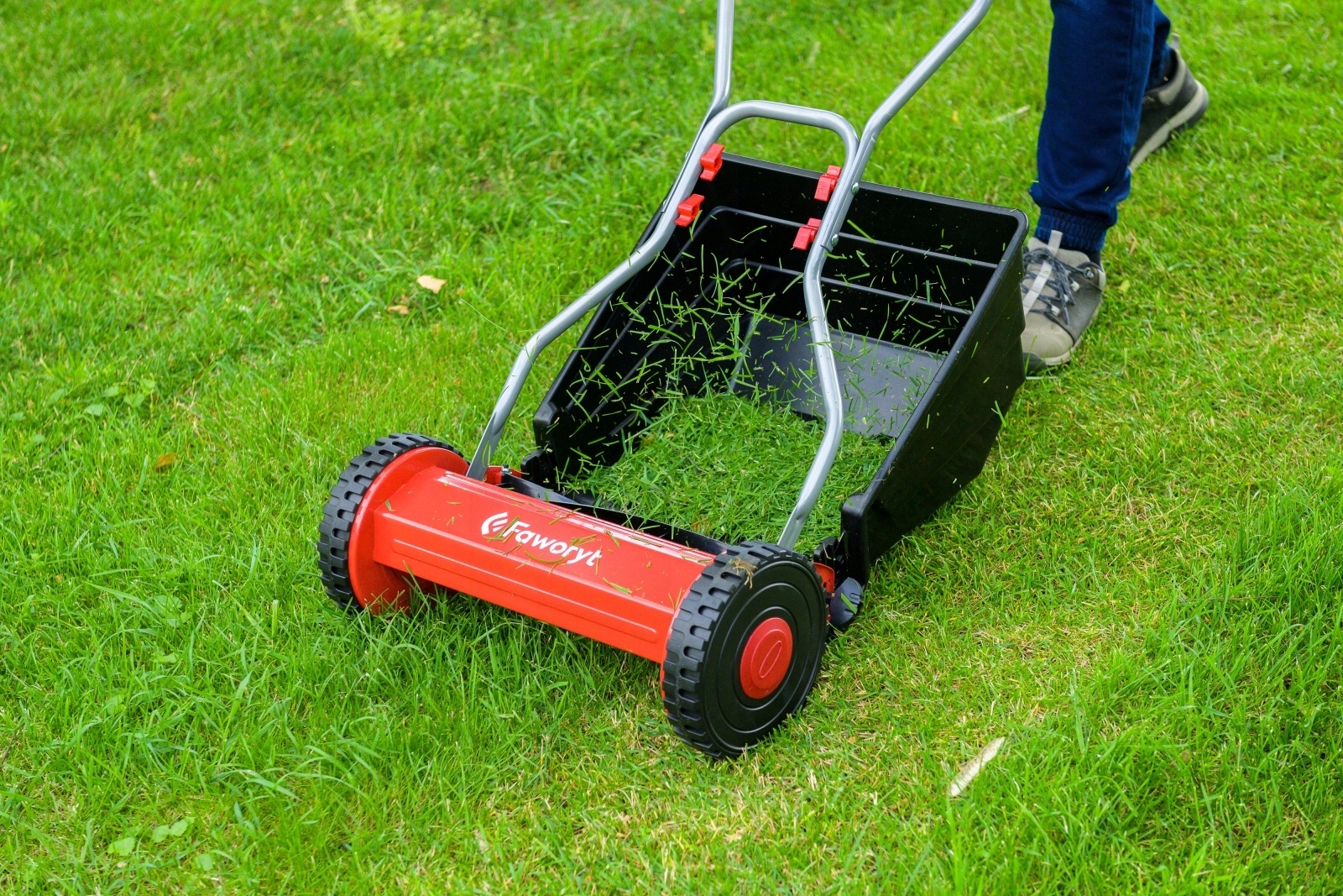 FAWORYT KOSIARKA RĘCZNA BĘBNOWA TKR380 MECHANICZNA WRZECIONOWA PCHANA 38cm Minimalna wysokość koszenia 1.5 cm