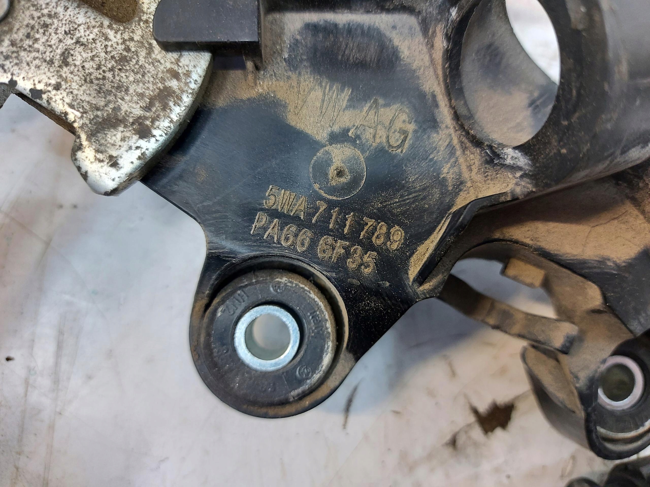 Ford Tourneo Connect III MK3 Bowdenzug Schalt getriebe