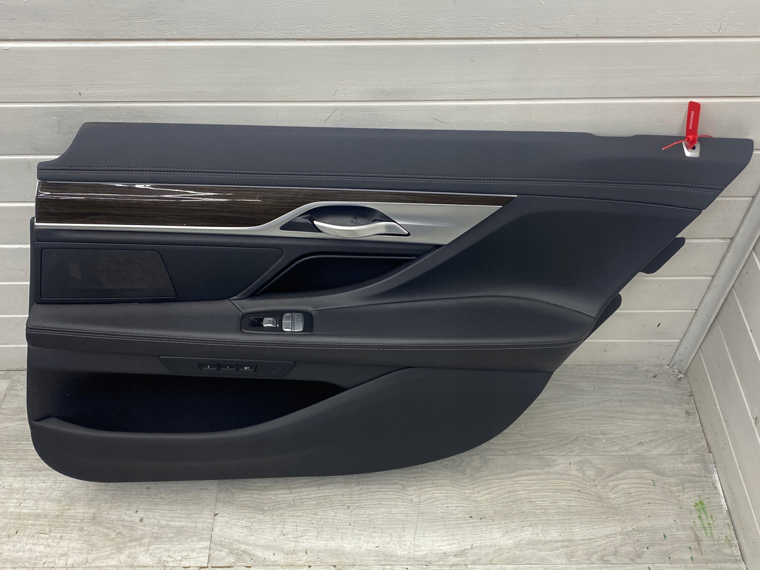 BMW 7 G12 upholstery side door right rear part